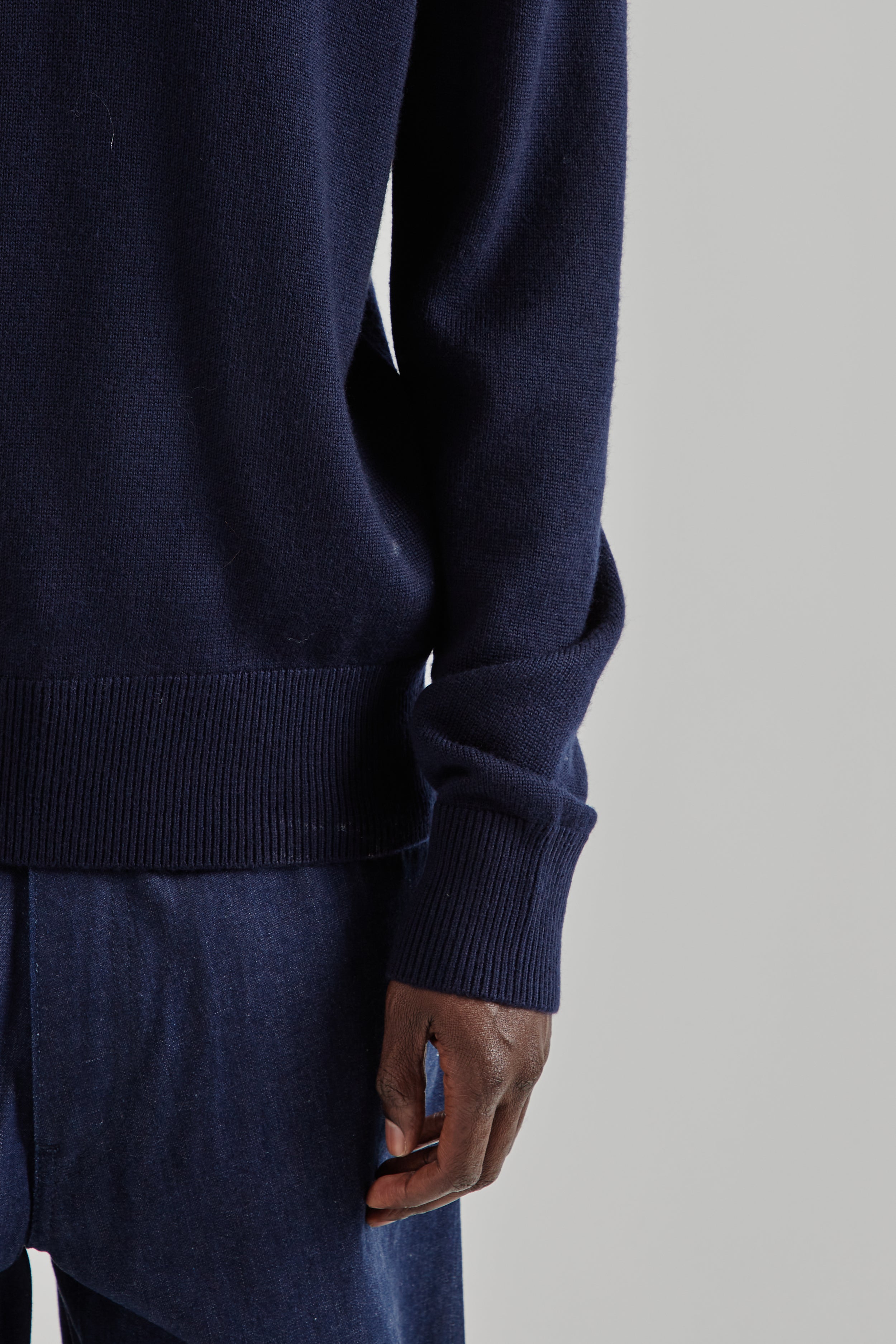 トップス SUNFLOWER Moon Merino V Neck Navy S Sunflower Moon Merino V Neck - Navy | Wallace Mercantile Shop