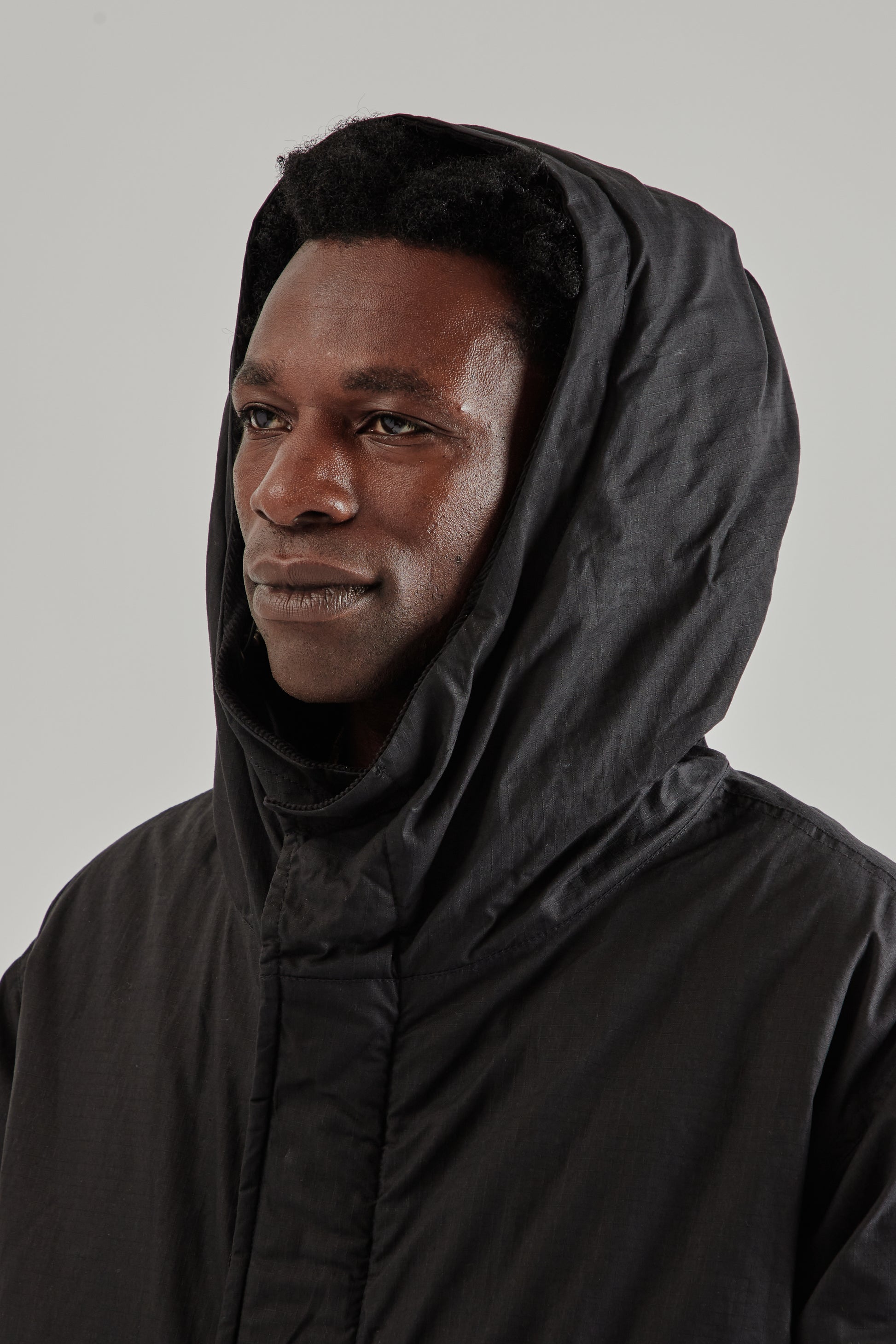 Sunflower FW25 Waxed Parka Coat Black21