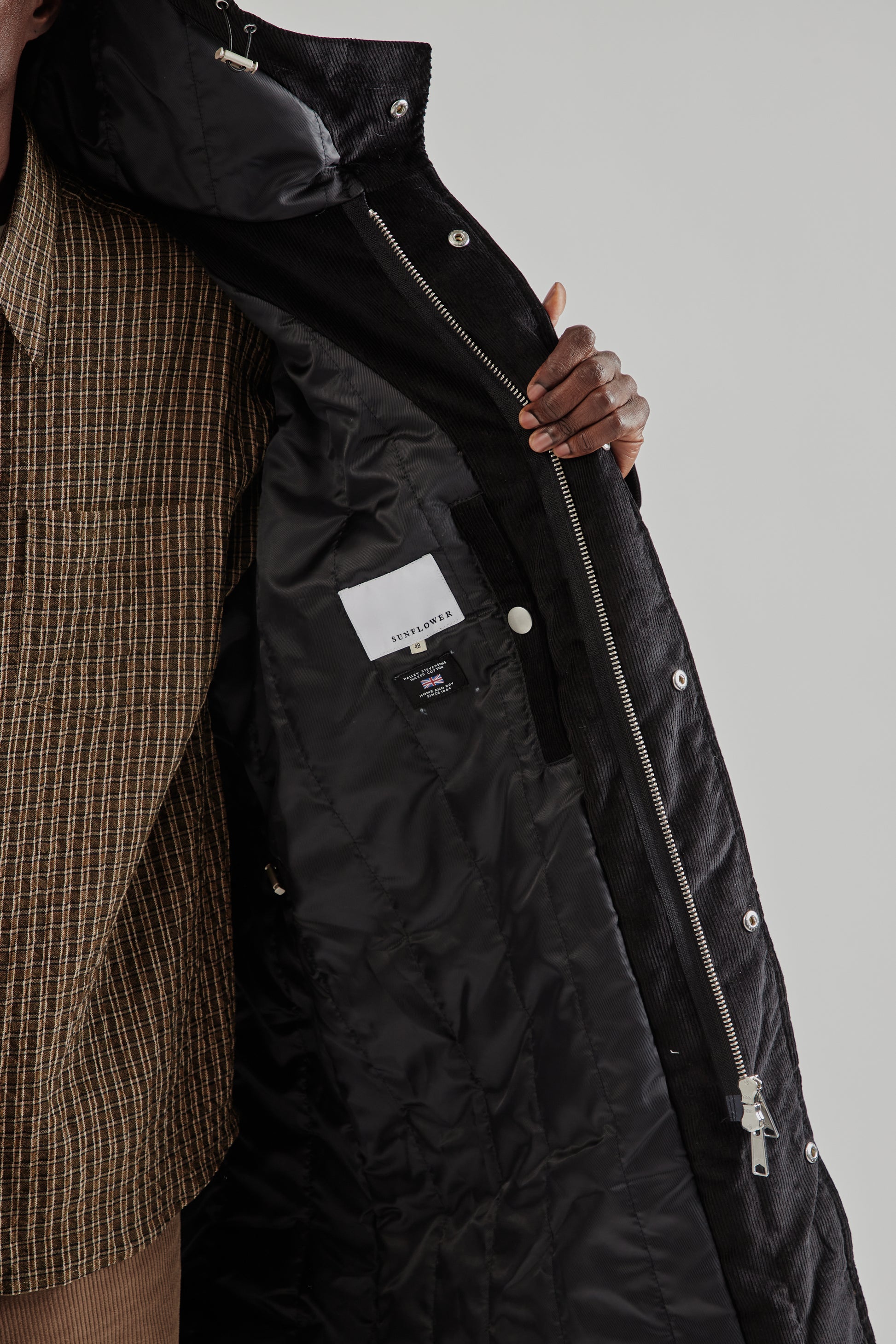 Sunflower FW25 Waxed Parka Coat Black26