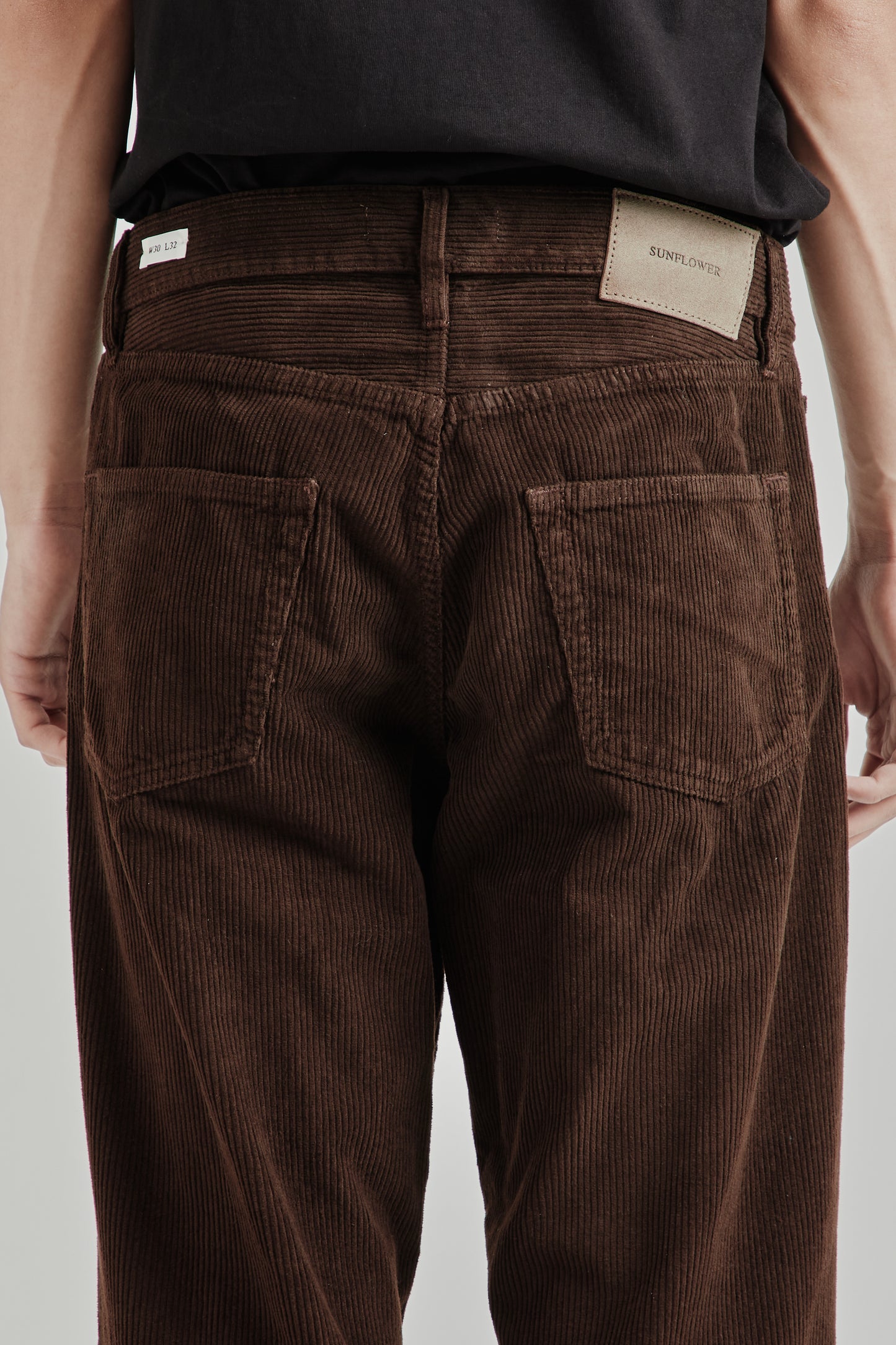Sunflower FW26 Loose Cord Pant Brown1878