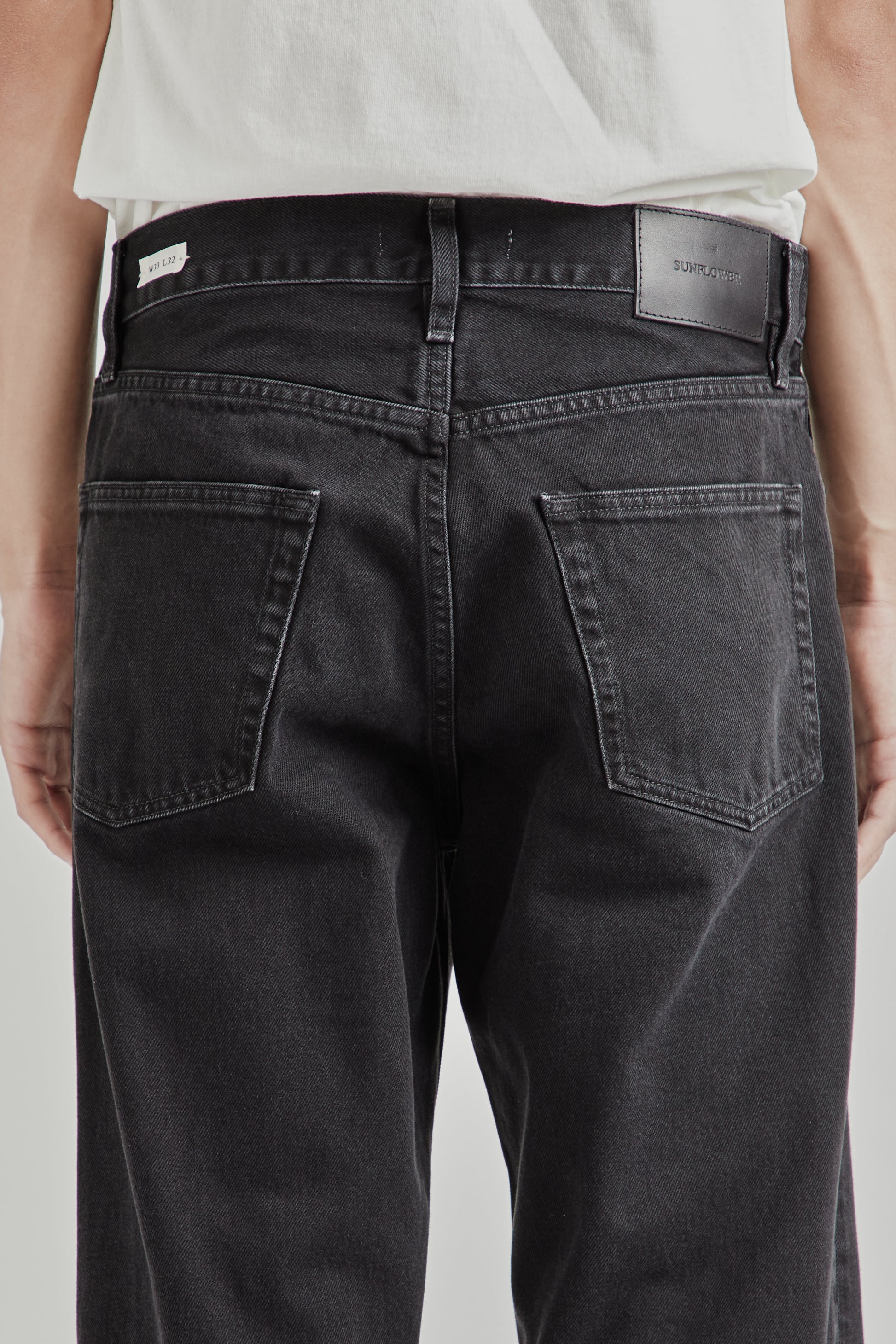 Sunflower FW26 Loose Denim Washed Black2021
