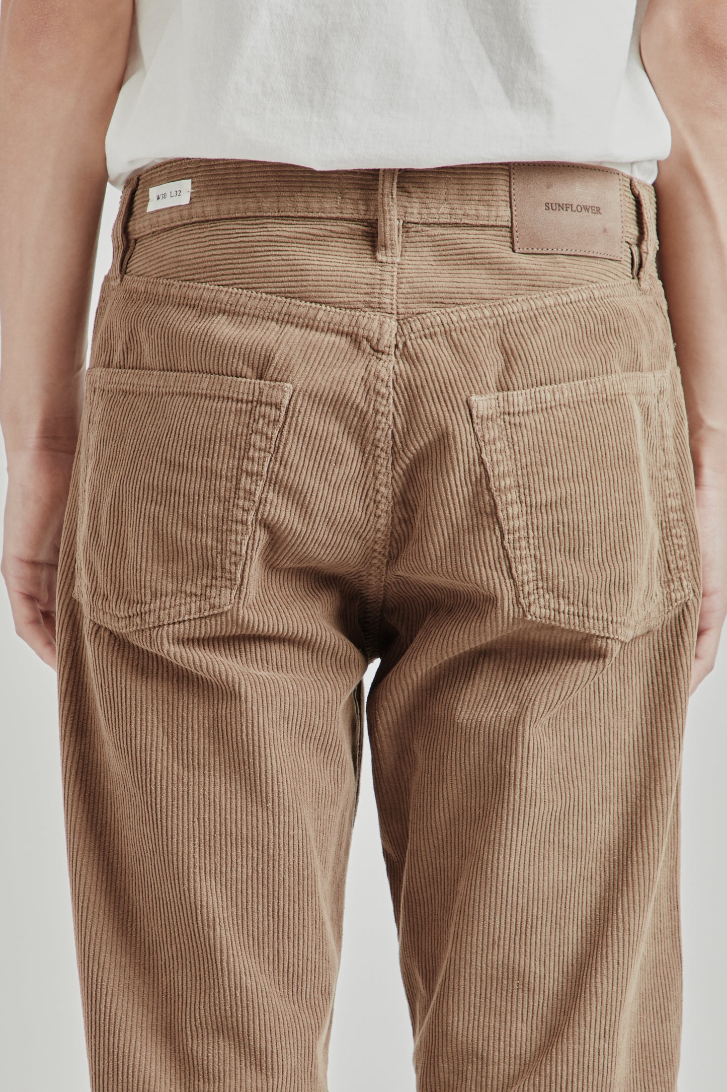 Sunflower FW26 Loose Pants Ivory2043