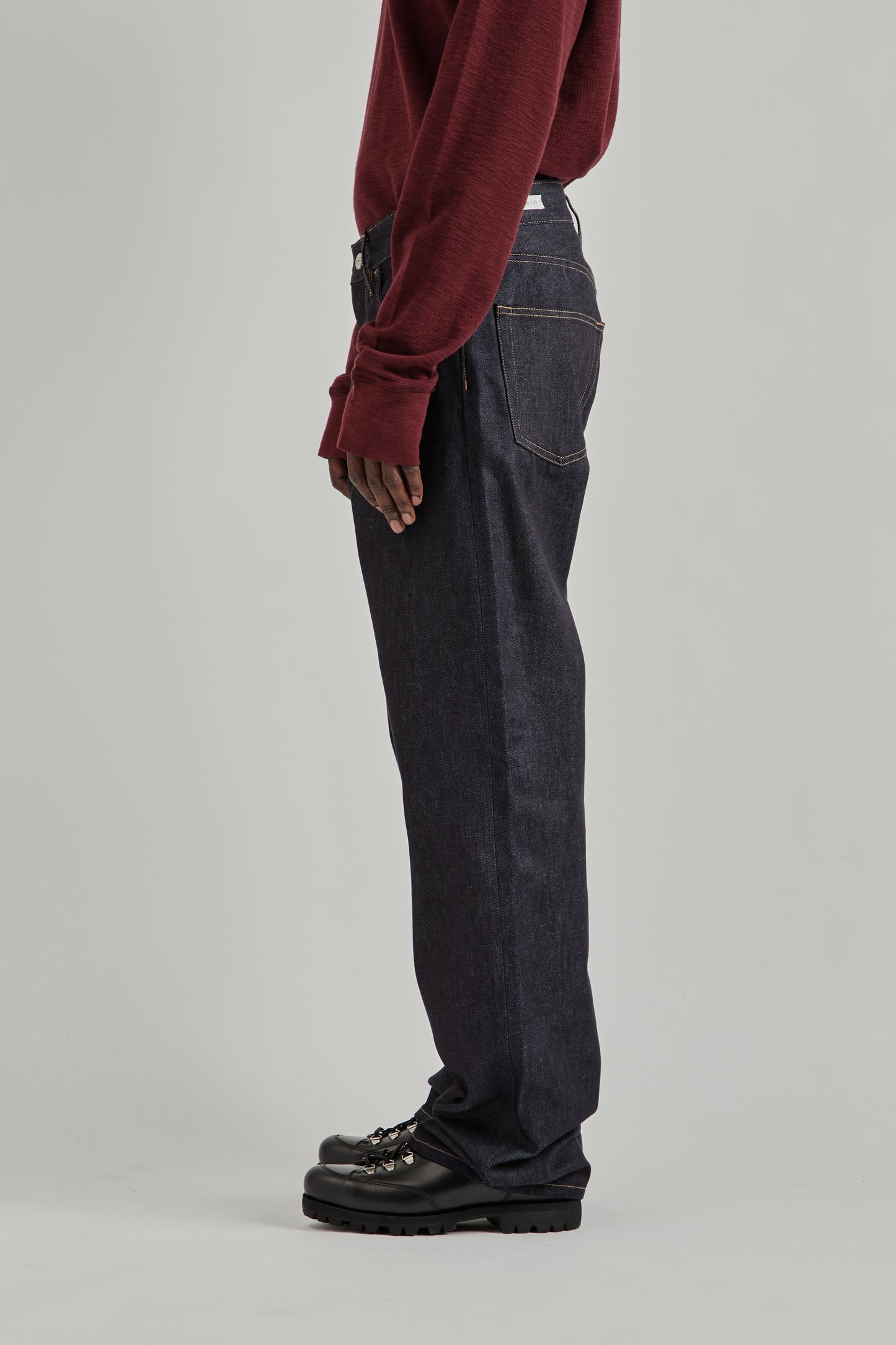 Sunflower FW26 Loose Raw Selvedge Denim Raw Indigo0031 ea3abe84-60df-4942-94ce-227d500da5a8