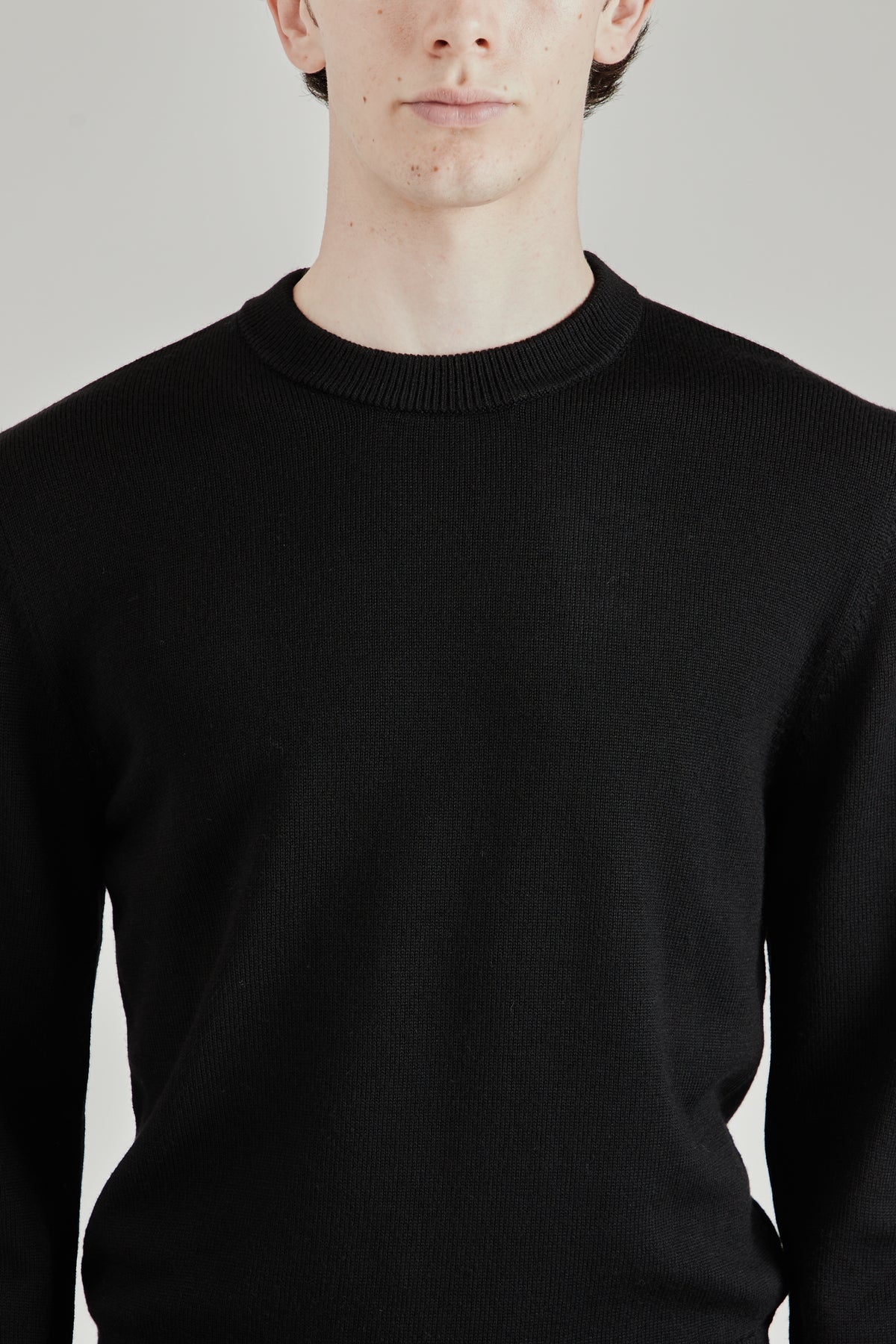 Moon Merino Cropped - Black