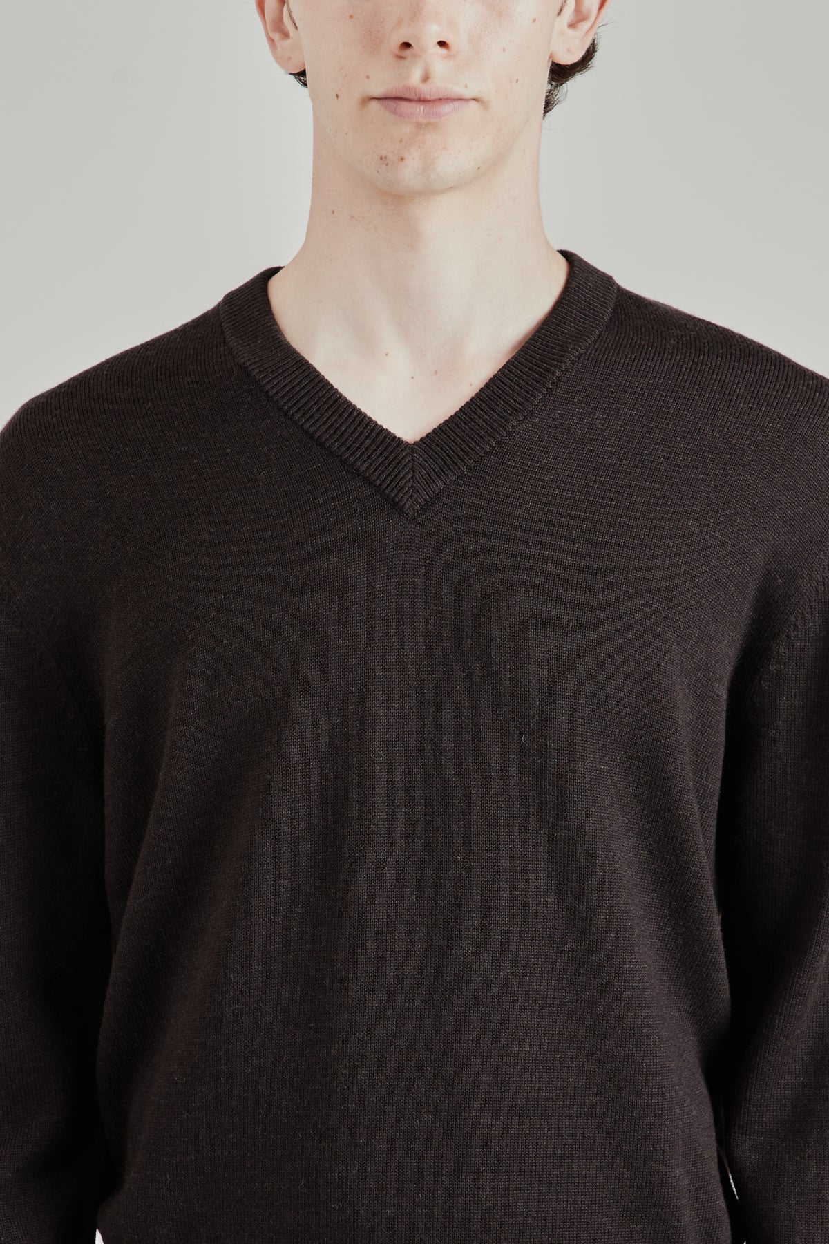 Moon Merino V Neck - Brown