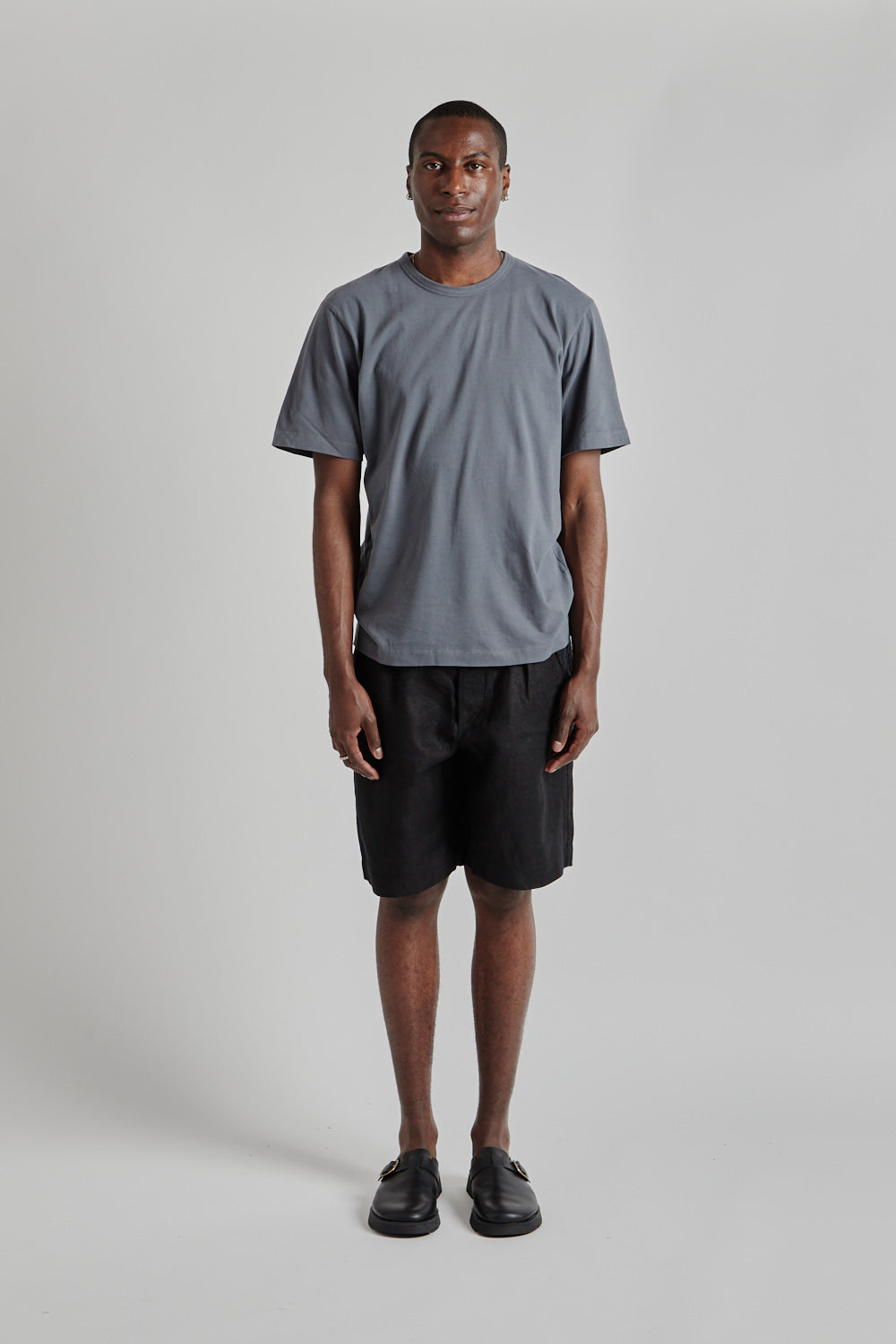 Pleated Linen Short - Black