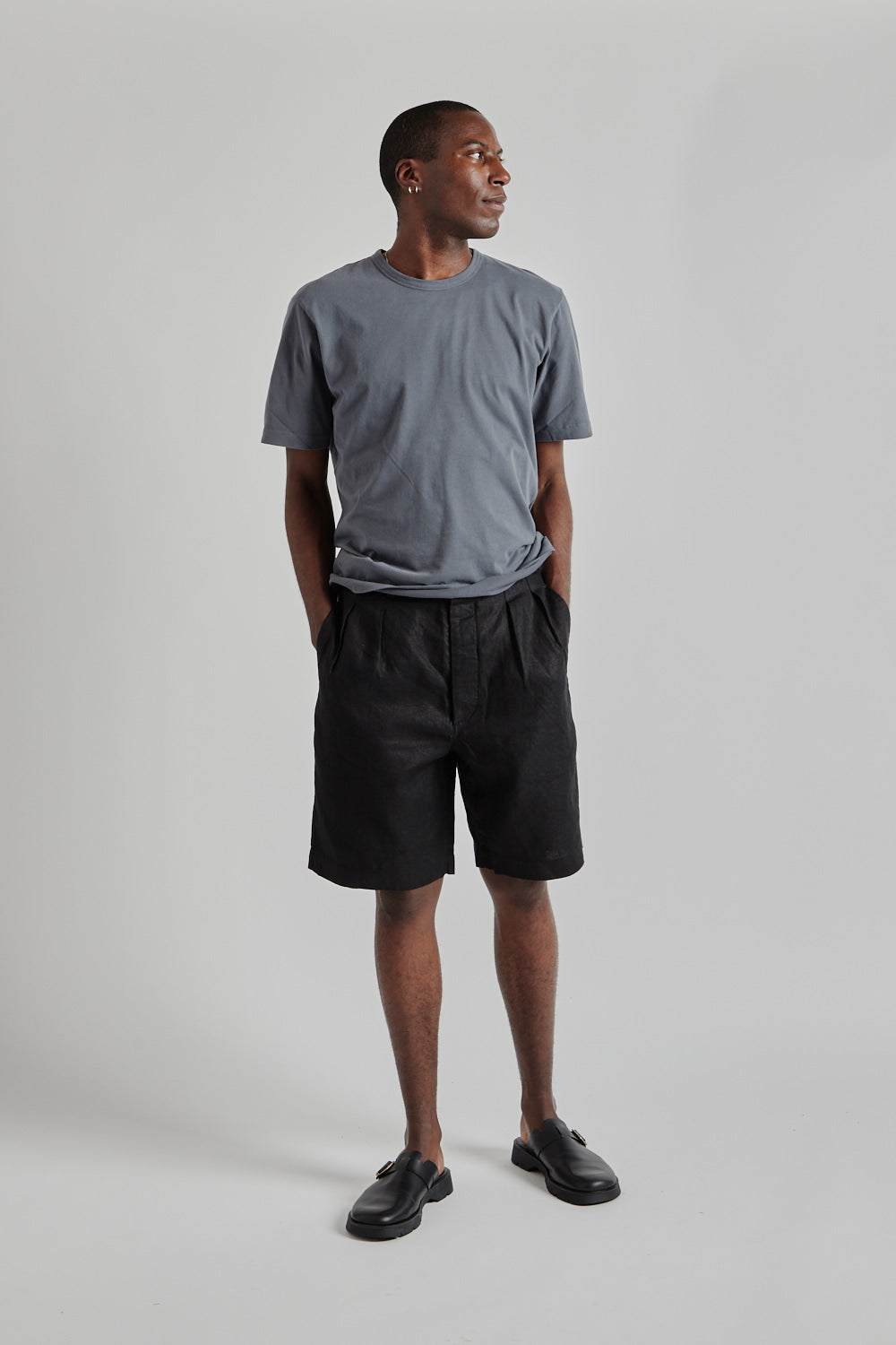 Pleated Linen Short - Black