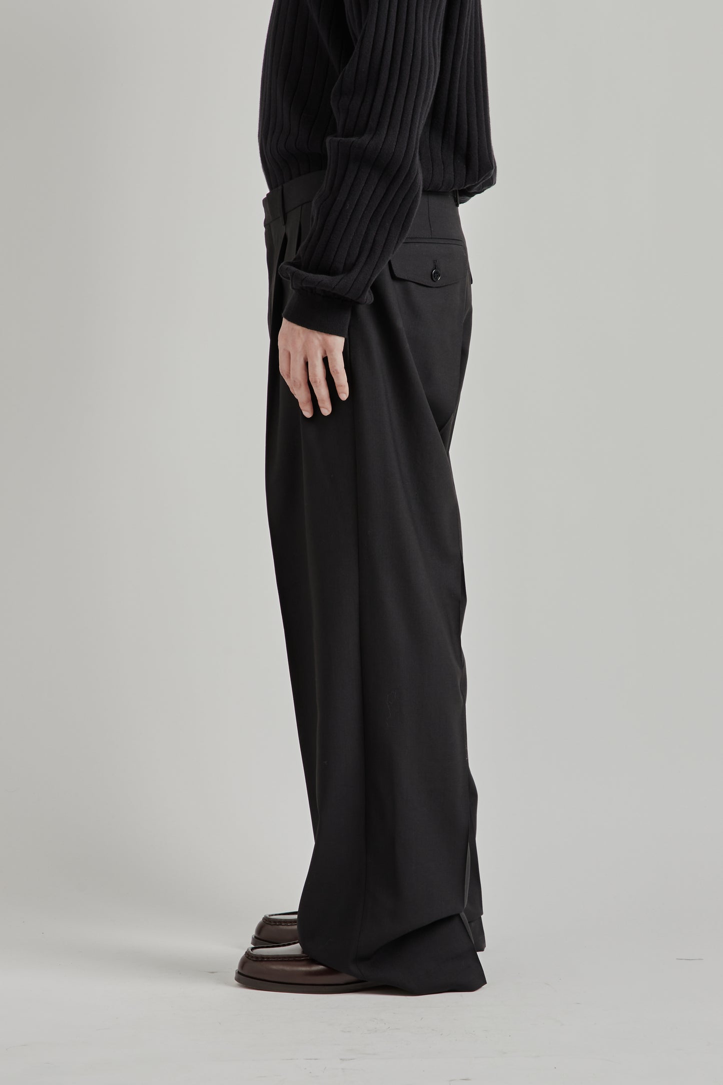 Sunflower SS26 Wide Pleated Trouser Tropical Wool Black2032