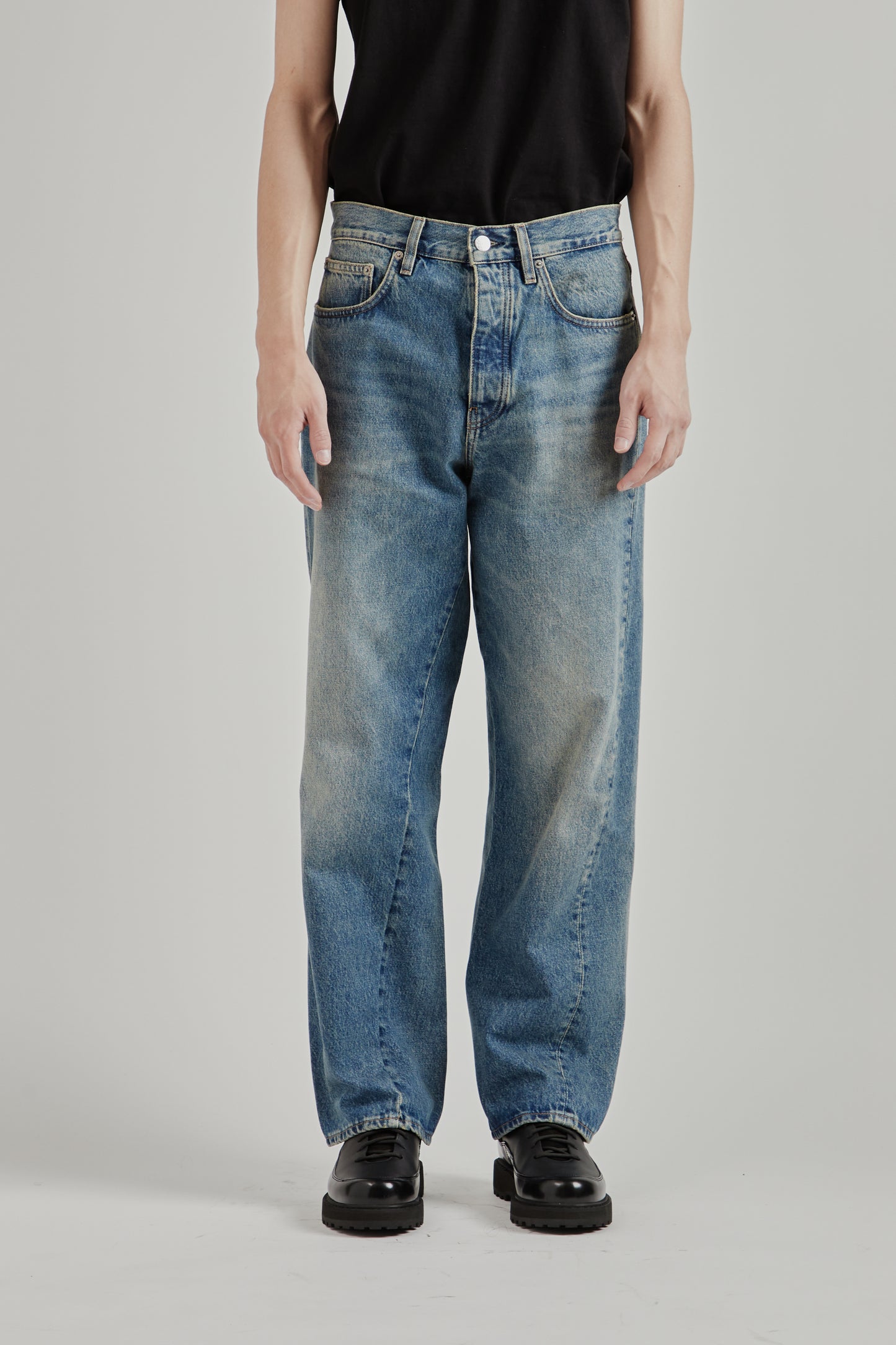 Sunflower SS26 Wide Twist Dark Blue Vintage1949