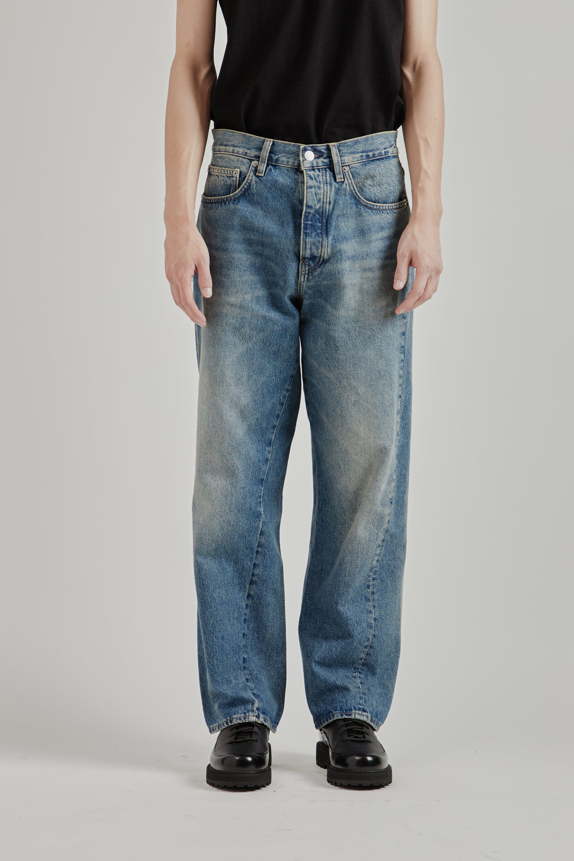 Sunflower SS26 Wide Twist Dark Blue Vintage1949