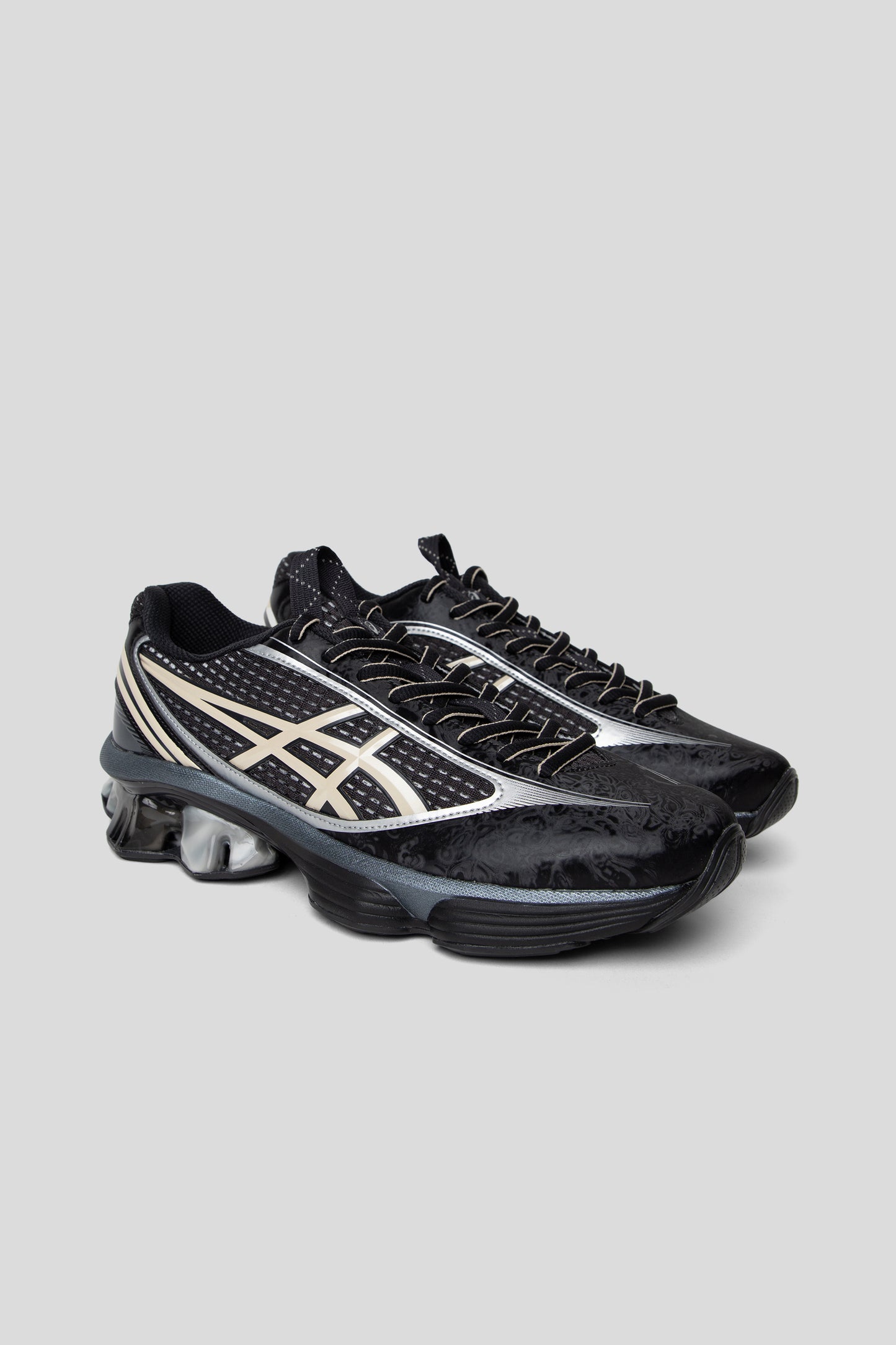 US6-Gel-Kinetic Fluent - Black/Vanilla