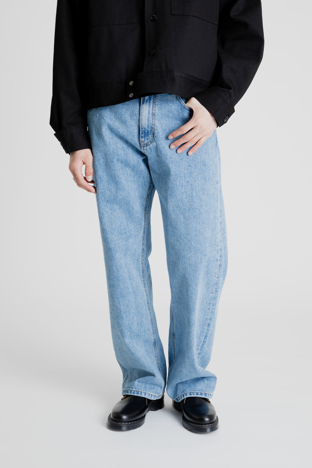 Uniform Bridge Comfort Denim Pants in Light Indigo