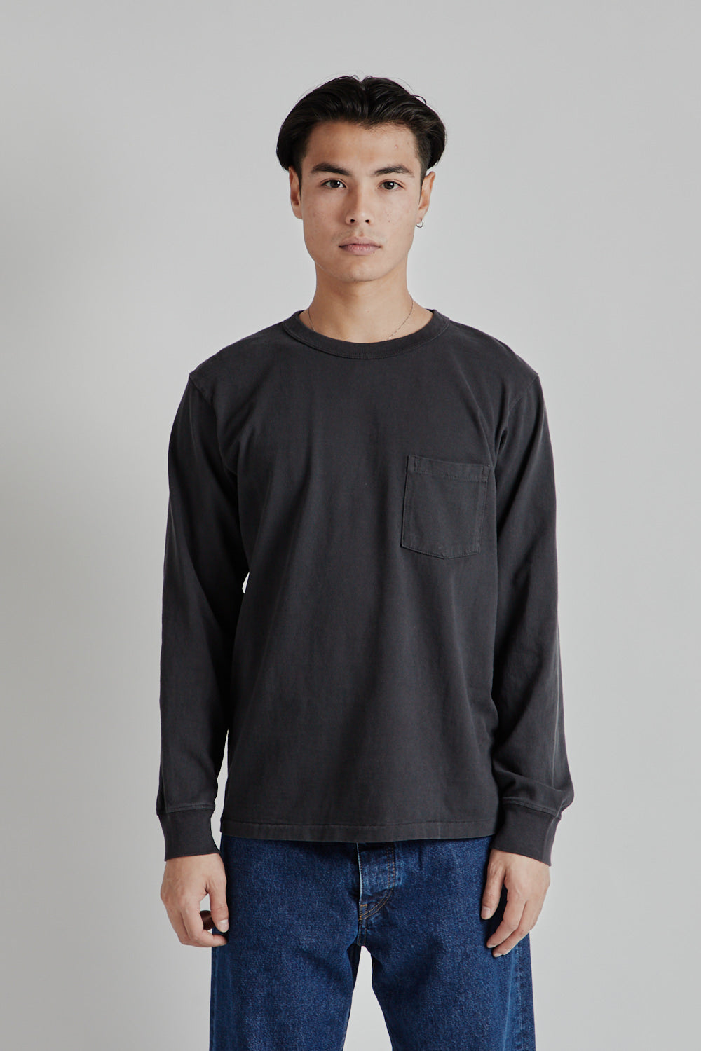 Velva Sheen Pigment Dyed Long Sleeve Pocket Tee Black 2