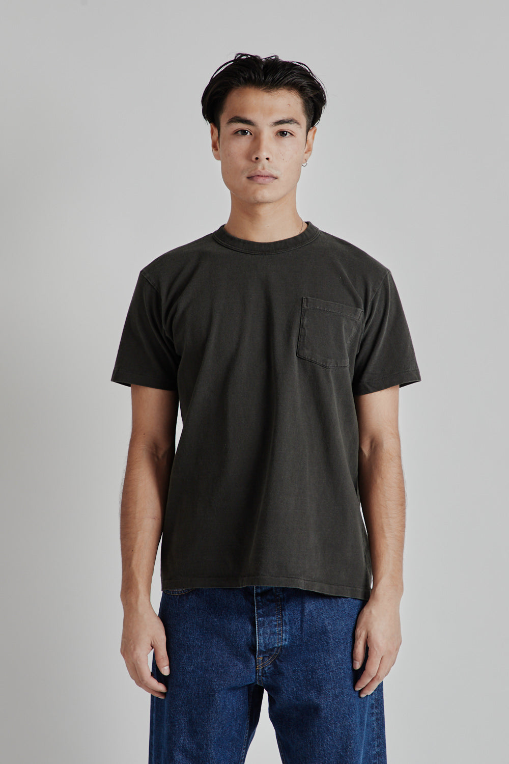 Velva Sheen Pigment Dyed Pocket Tee Black 2