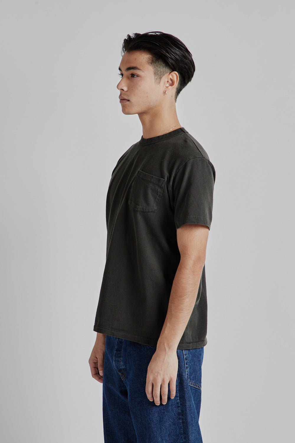 Velva Sheen Pigment Dyed Pocket Tee Black 3