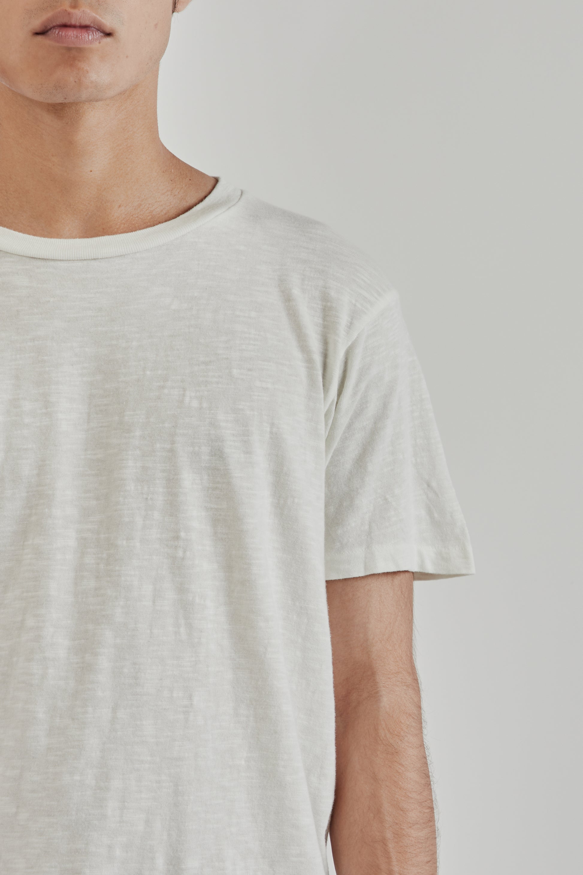 Velva Sheen SS25 Rolled Regular Short Sleeve Tee White 7