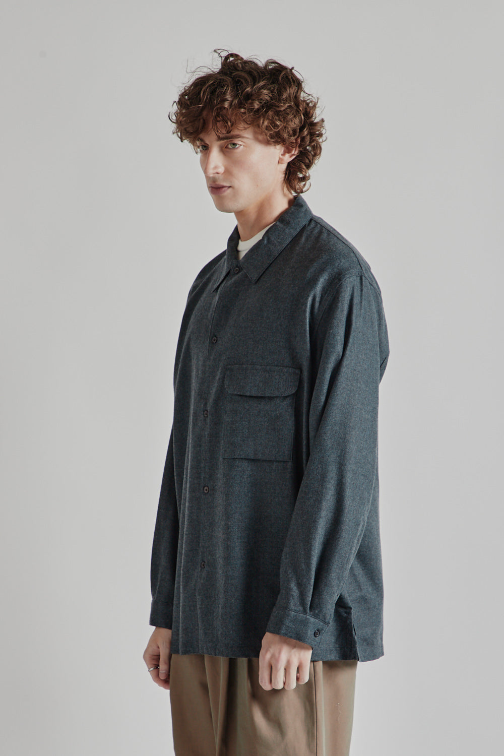 Flat Bottom Wool Shirt - Blue Charcoal