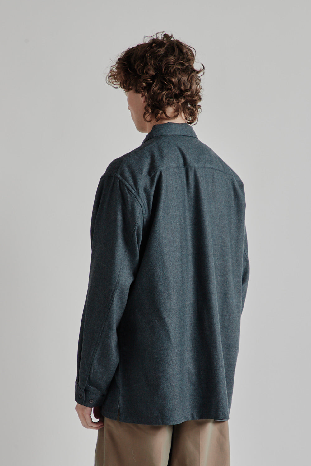 Flat Bottom Wool Shirt - Blue Charcoal