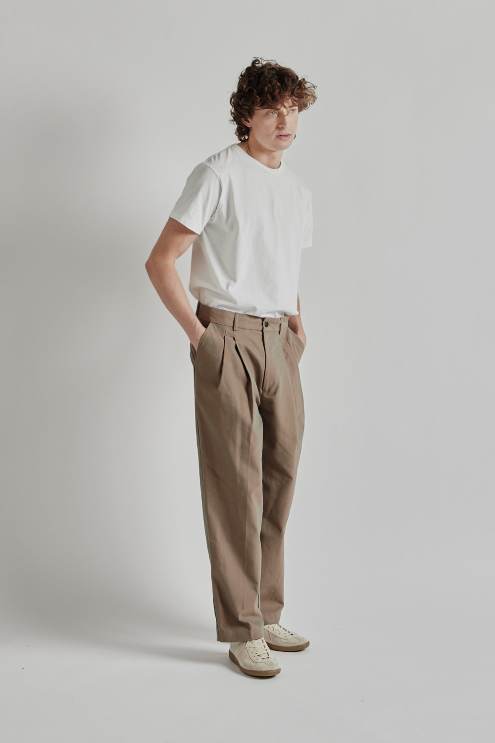 Deep Tuck Pressed Pants - Olive