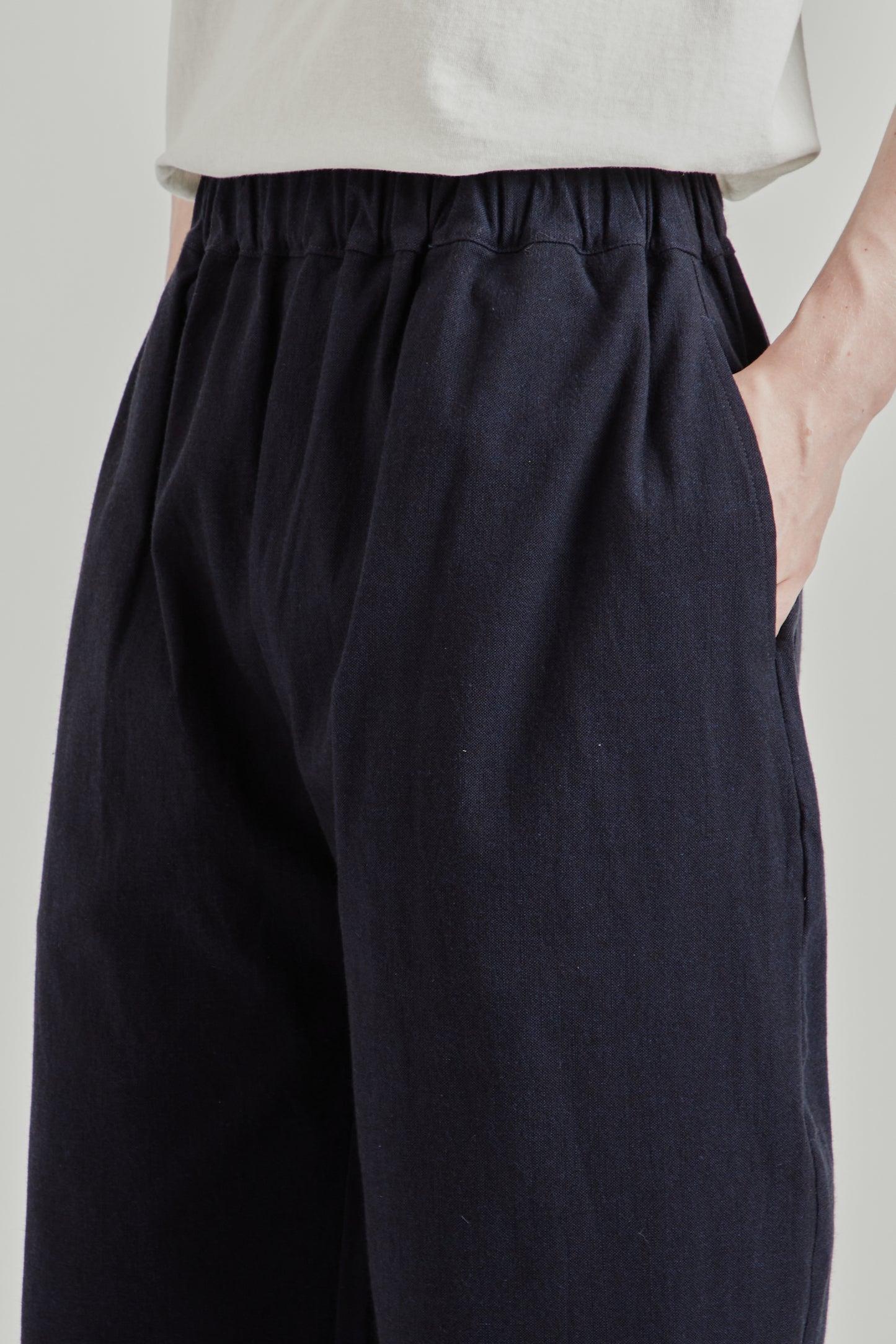 Studio Pant - Navy