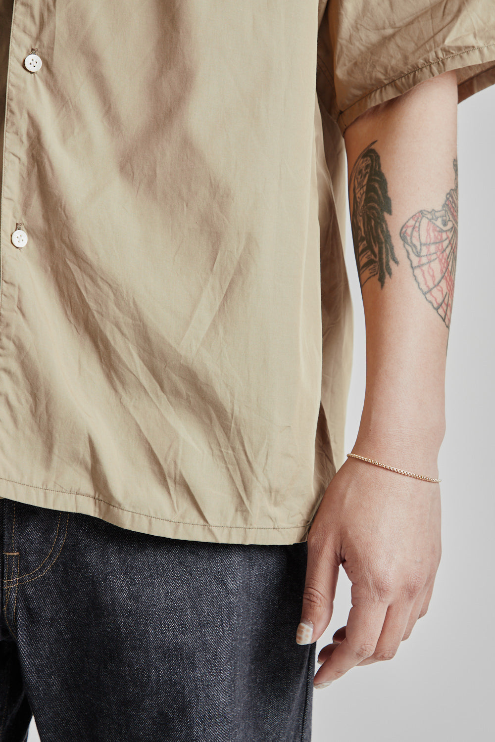 Blurhms Chambray Open Collar Shirt - Olive Beige | Wallace