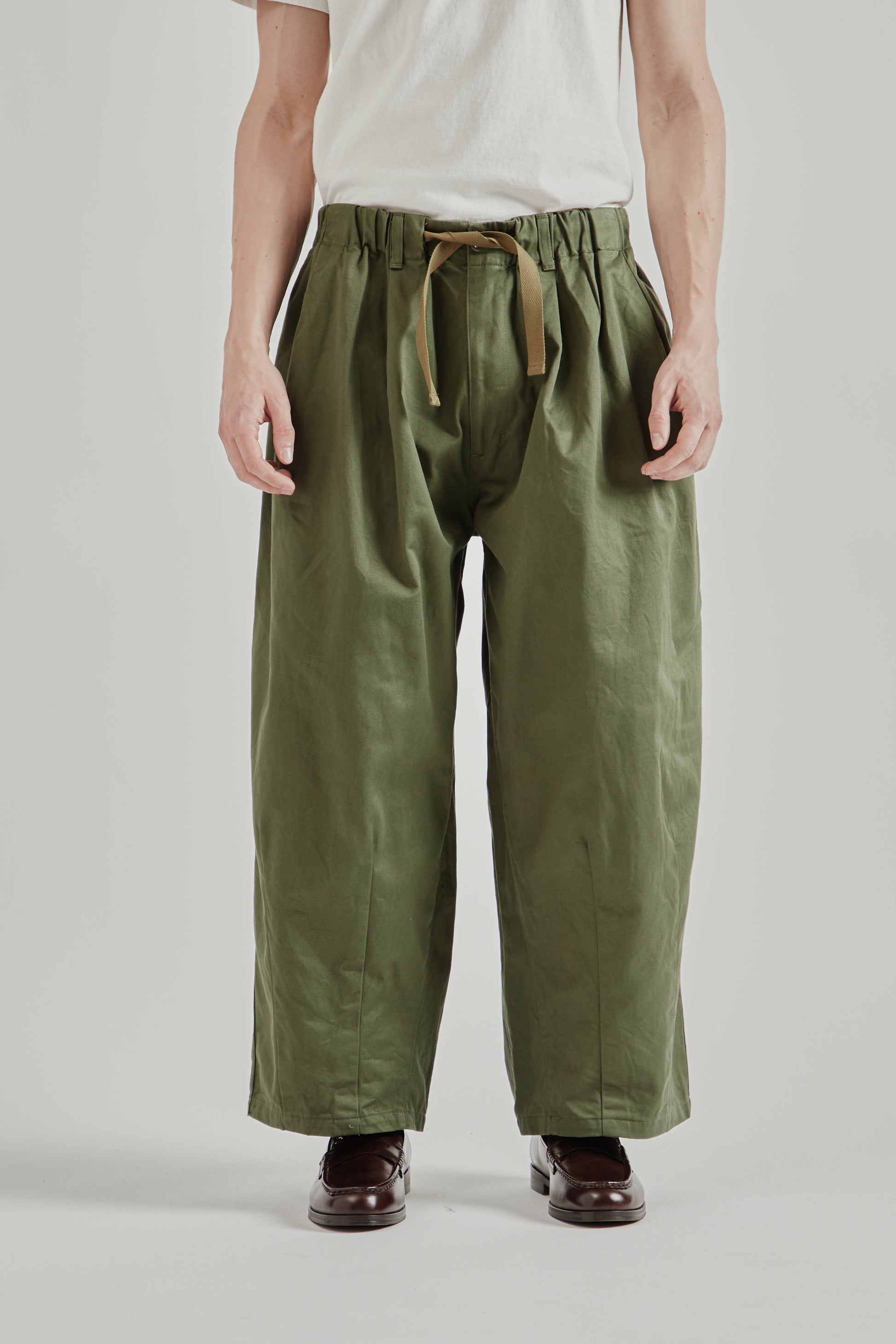is-is-ness SS26 Balloon EZ Pants Khaki2052