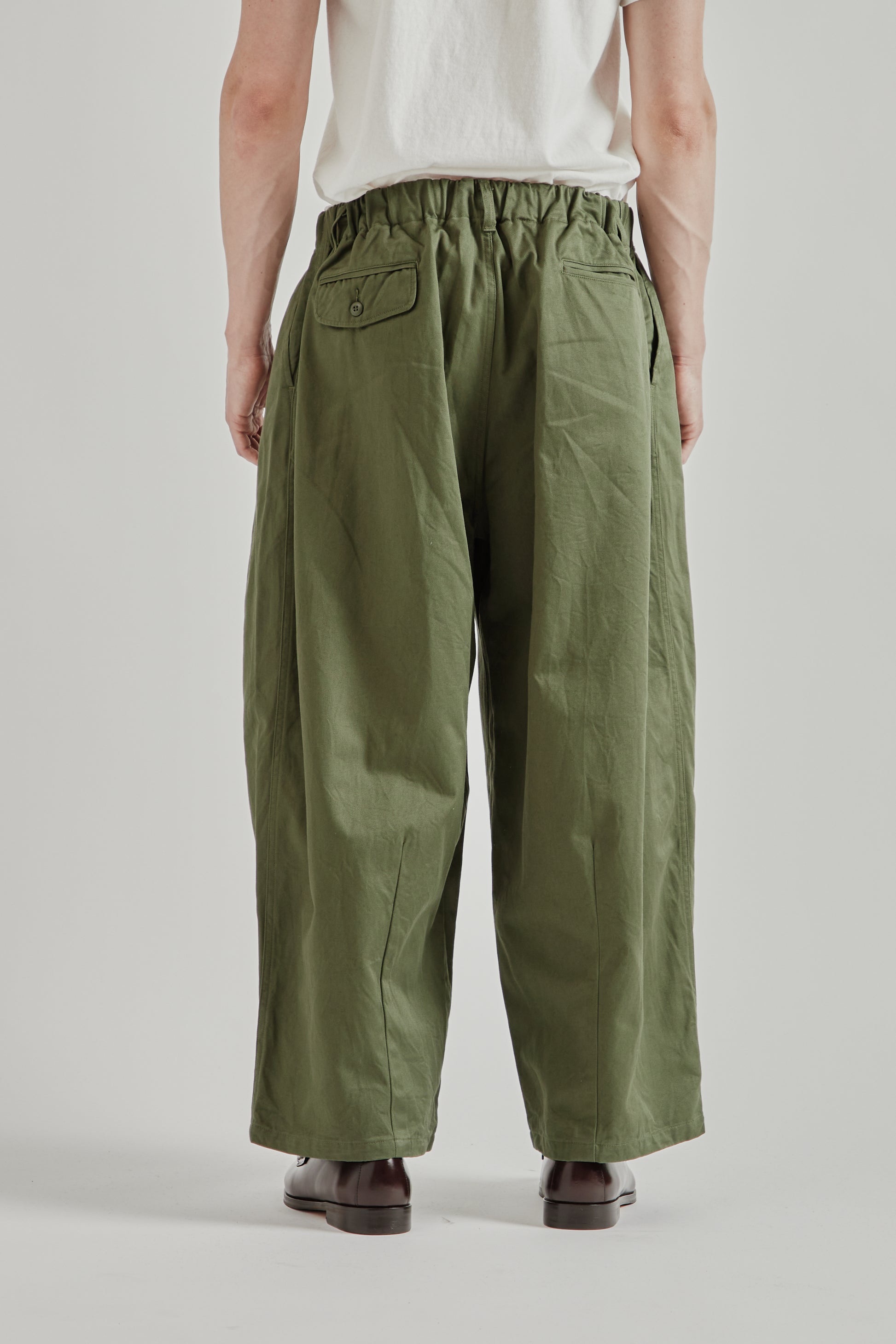 is-is-ness SS26 Balloon EZ Pants Khaki2059