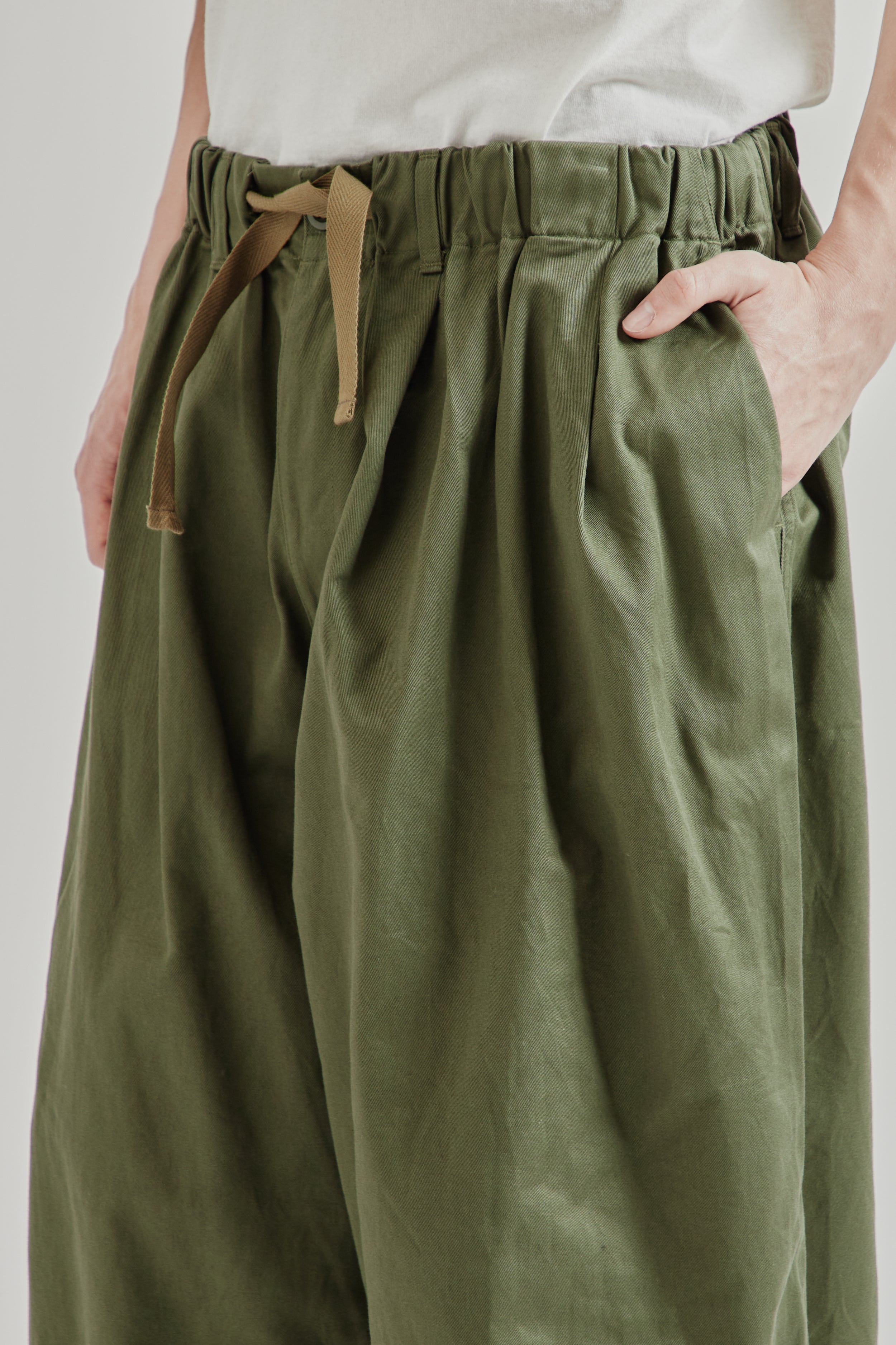 is-ness Balloon EZ Pants - Khaki | Wallace Mercantile Shop