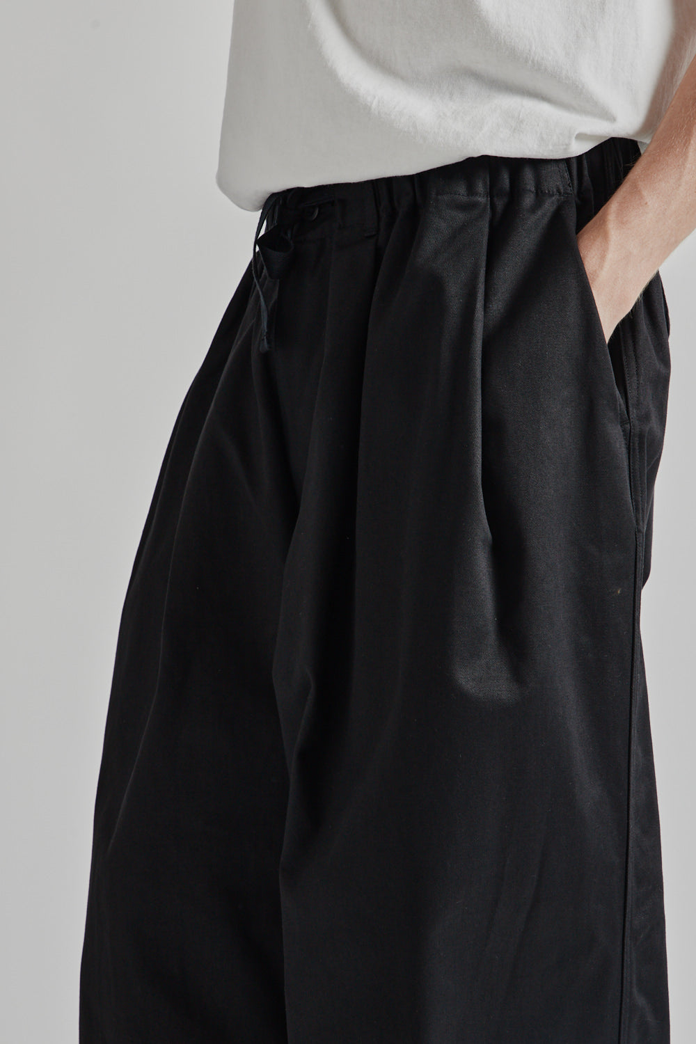 is-ness Balloon EZ Pants - Black | Wallace Mercantile Shop