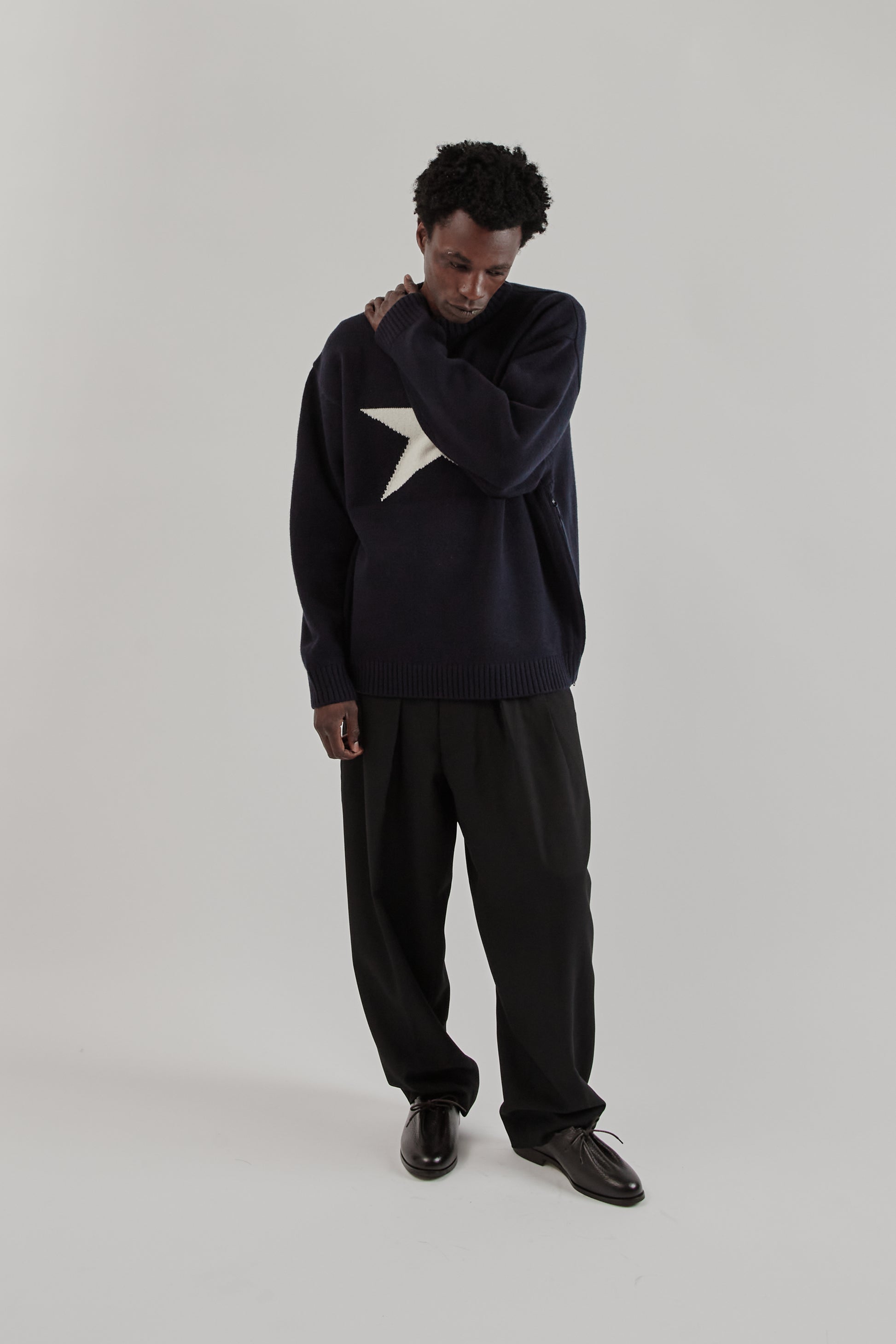 is-ness FW25 Doron Ventalation Knit Navy19