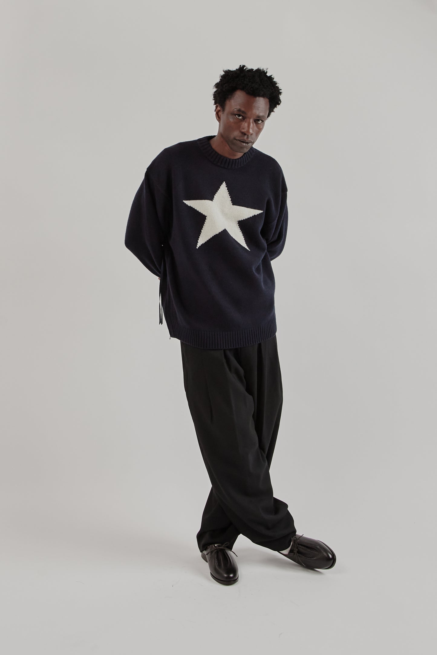 is-ness FW25 Doron Ventalation Knit Navy21
