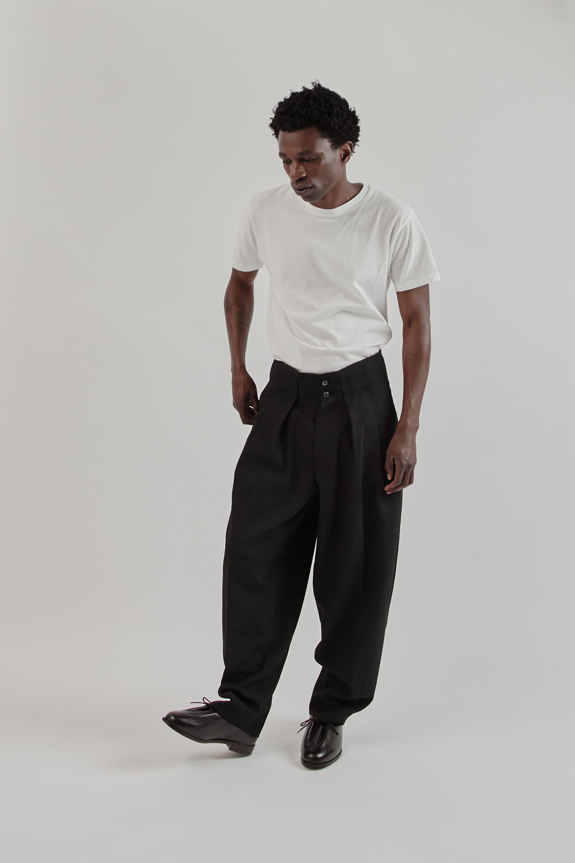 is-ness FW25 Phoenixx Trousers Black11