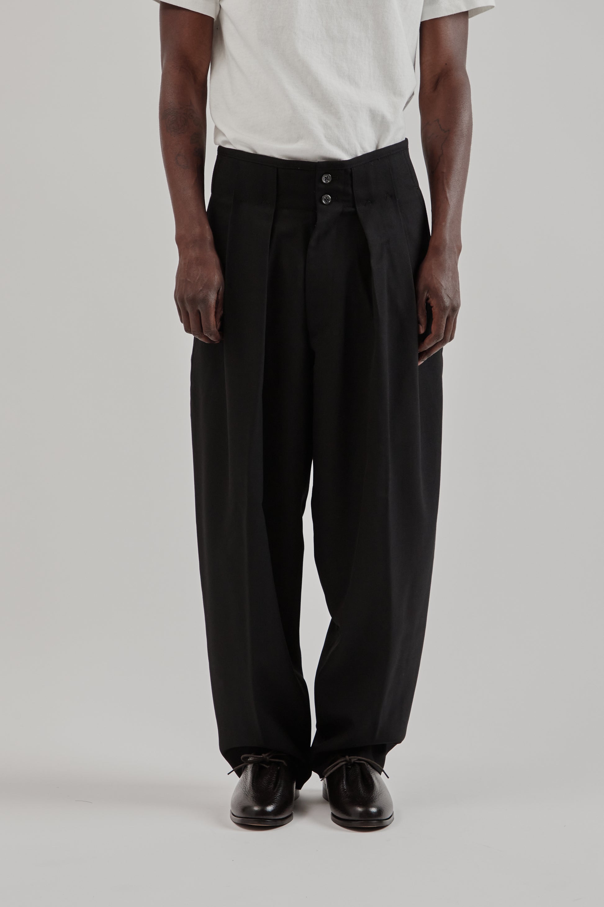 is-ness FW25 Phoenixx Trousers Black3