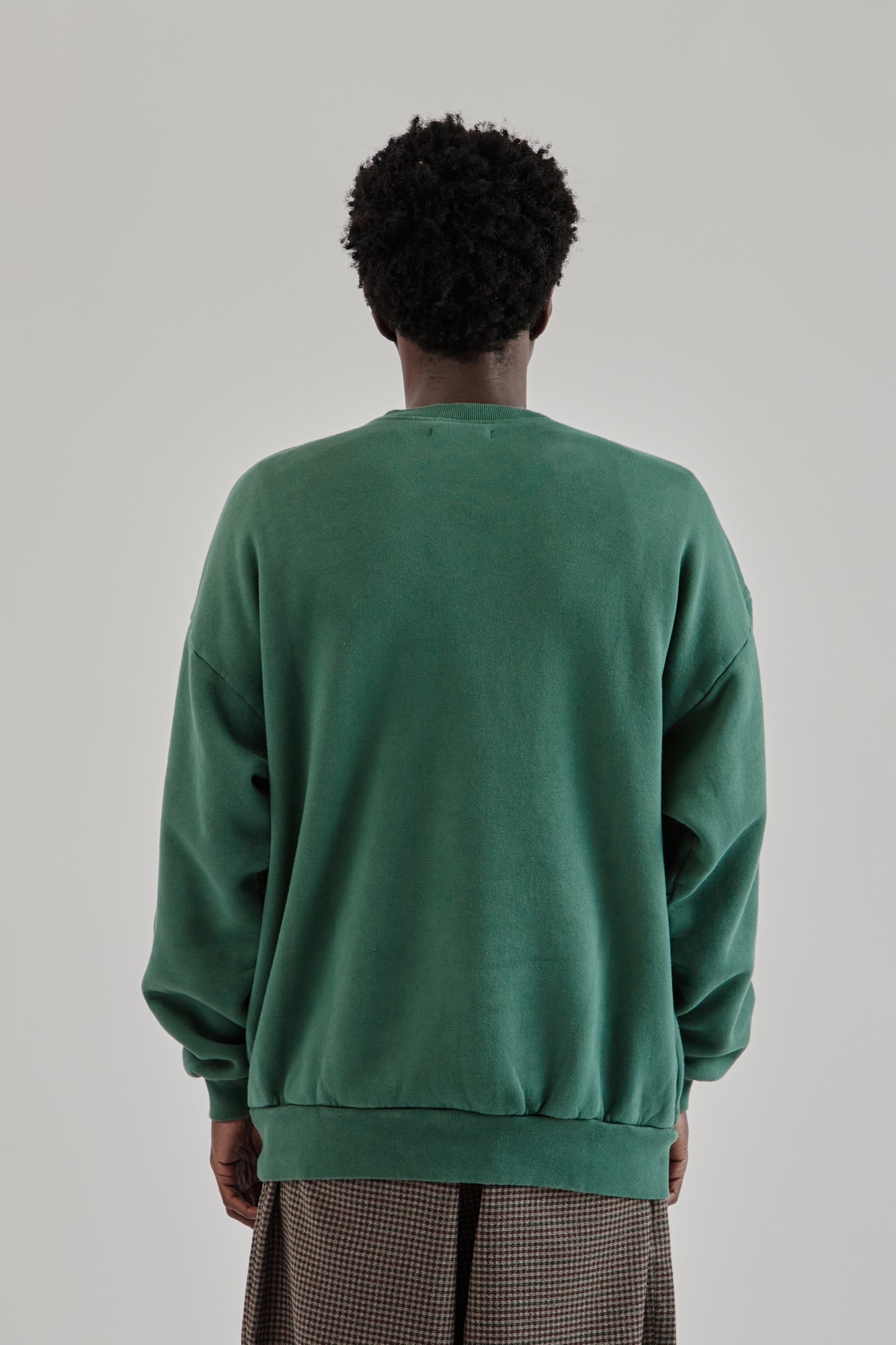 is-ness FW25 Pigment Dyed Crewneck Sweatshirt Green10