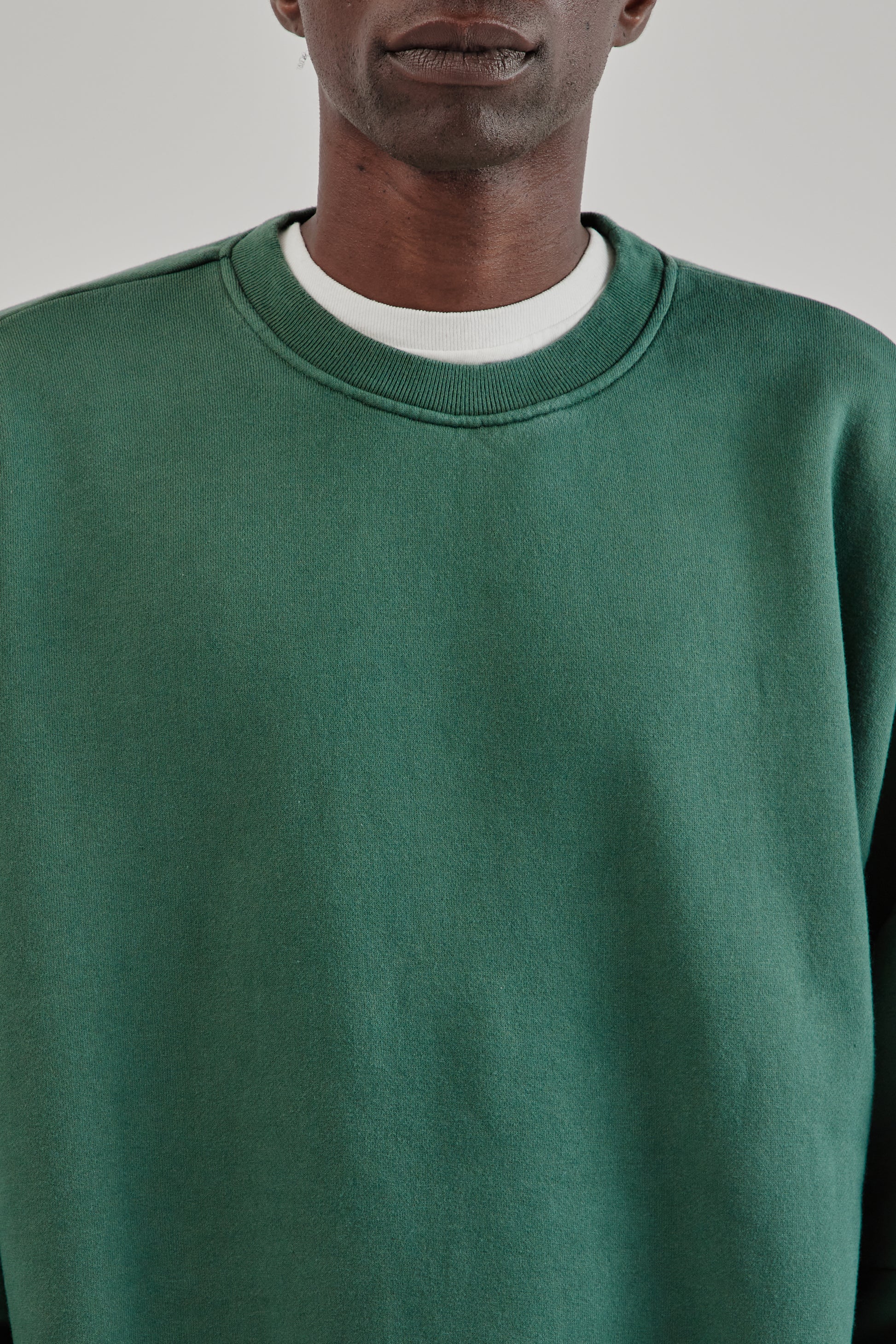 is-ness FW25 Pigment Dyed Crewneck Sweatshirt Green13
