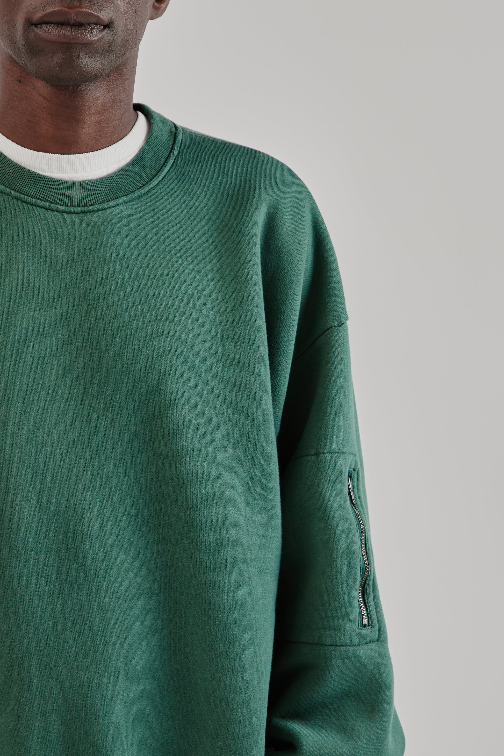 is-ness FW25 Pigment Dyed Crewneck Sweatshirt Green14