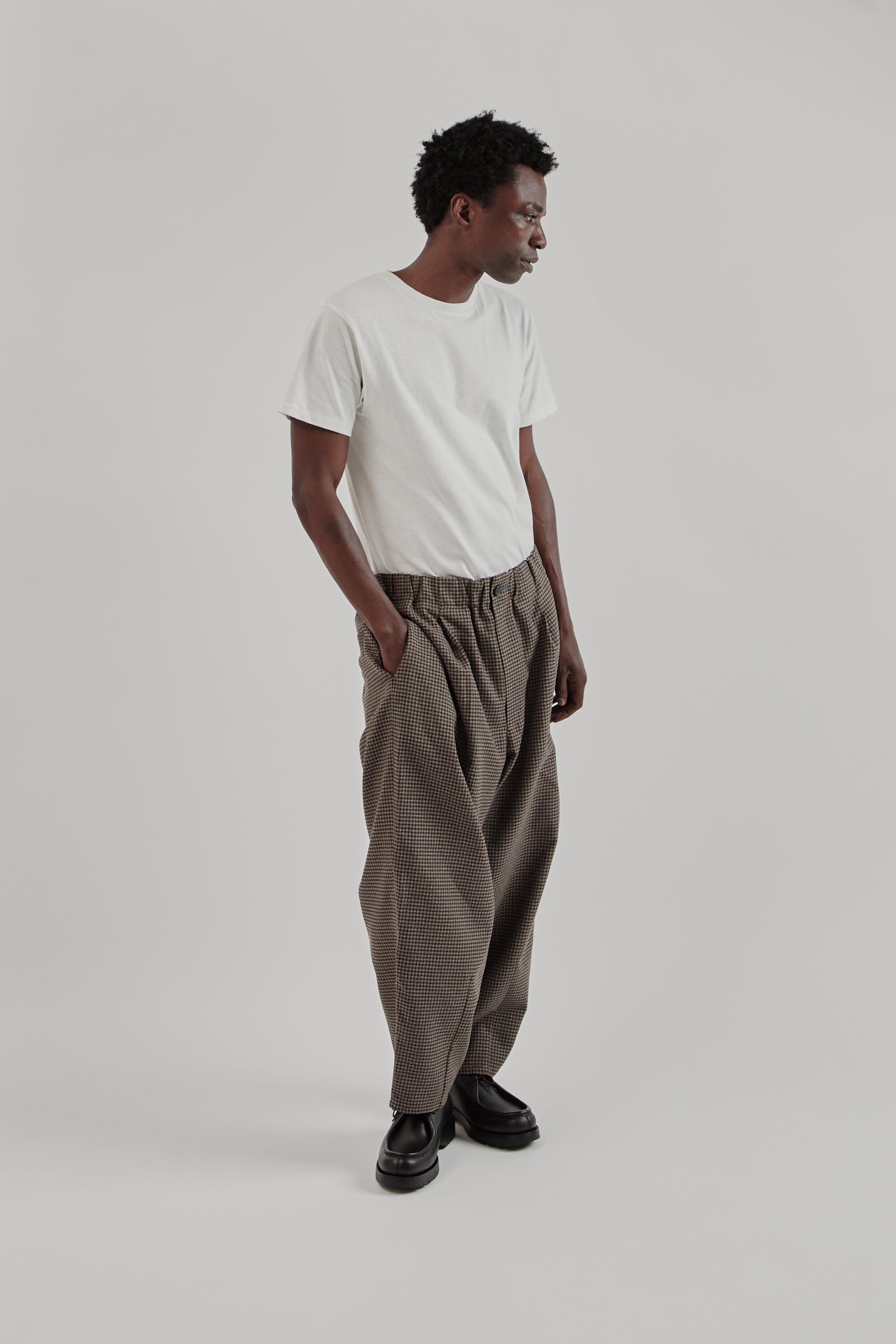 is-ness Tech Tweed Darts Pants - Houndstooth Check | Wallace