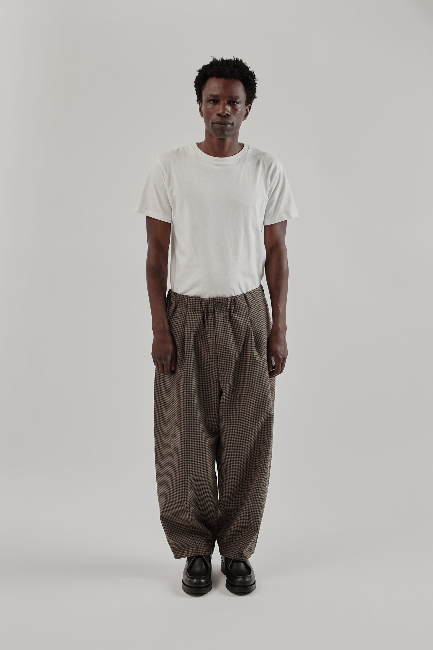 is-ness FW25 Tech Tweed Darts Pants Houndstooth Check3