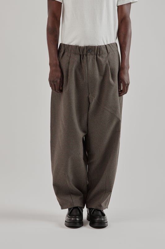 is-ness FW25 Tech Tweed Darts Pants Houndstooth Check5