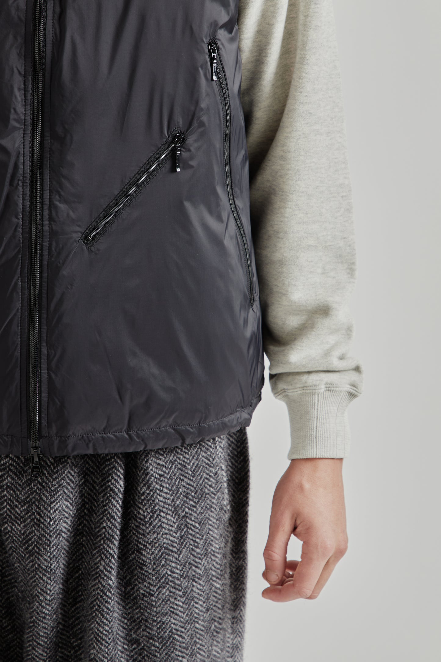 is-ness x Taion Light Down Vest - Black