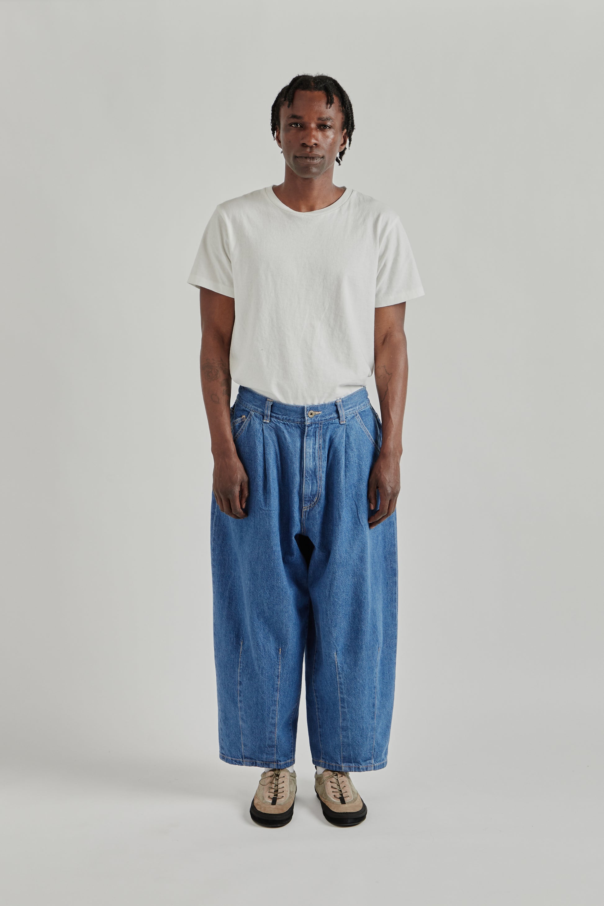 is-ness SS26 5-Pocket Balloon Pants Indigo Enzyme Wash0958