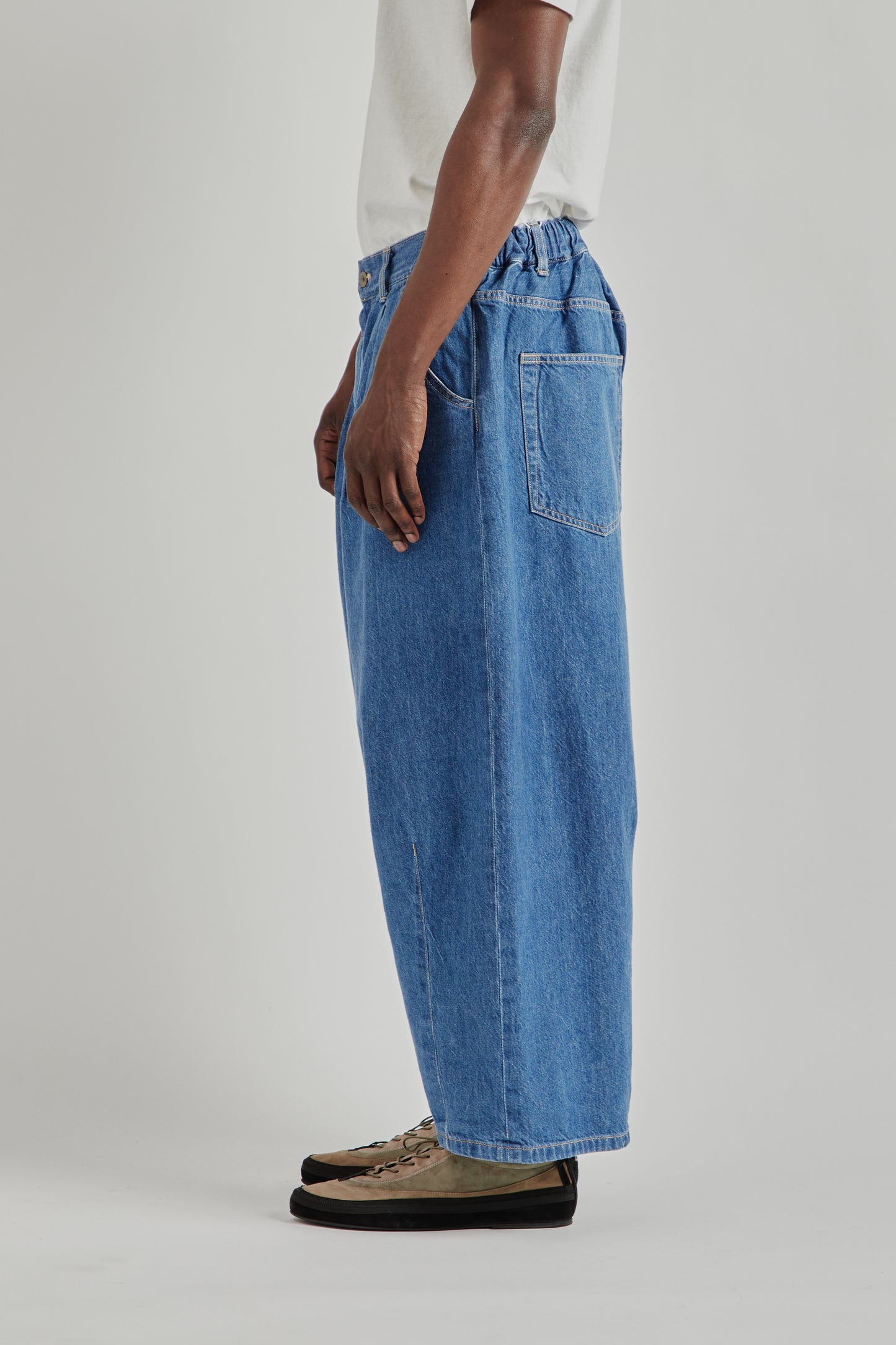 is-ness SS26 5-Pocket Balloon Pants Indigo Enzyme Wash0963
