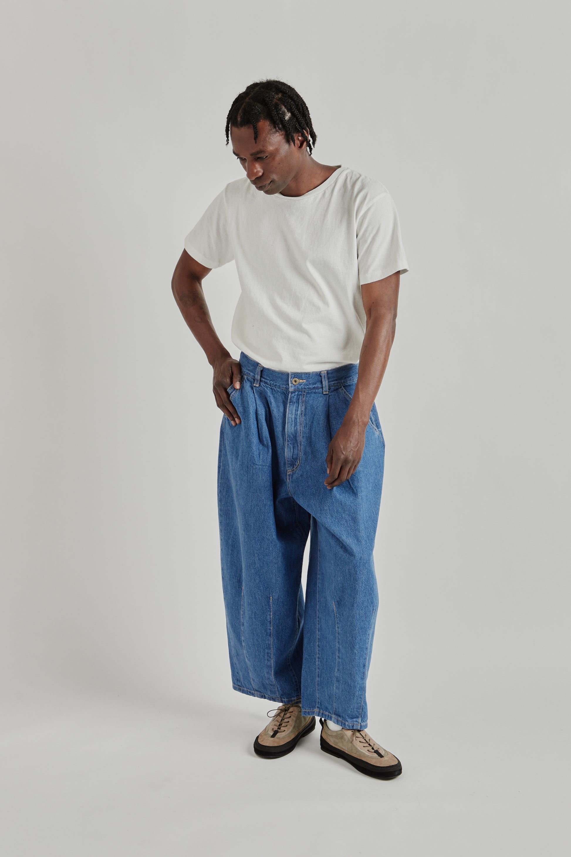is-ness SS26 5-Pocket Balloon Pants Indigo Enzyme Wash0976