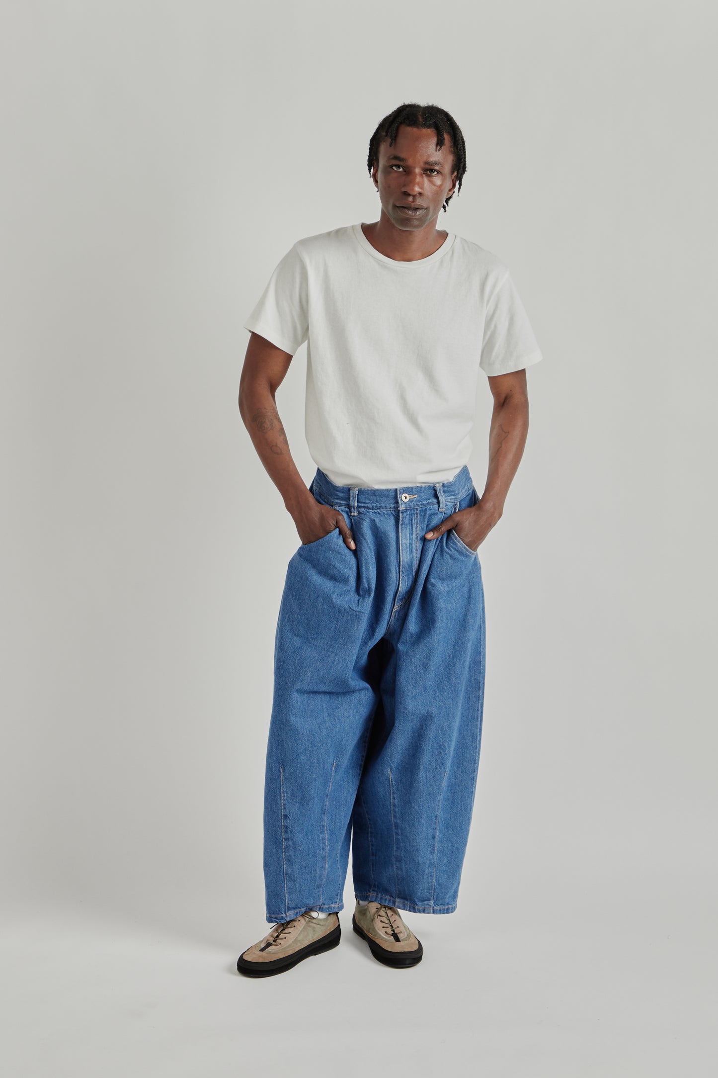 is-ness SS26 5-Pocket Balloon Pants Indigo Enzyme Wash0980