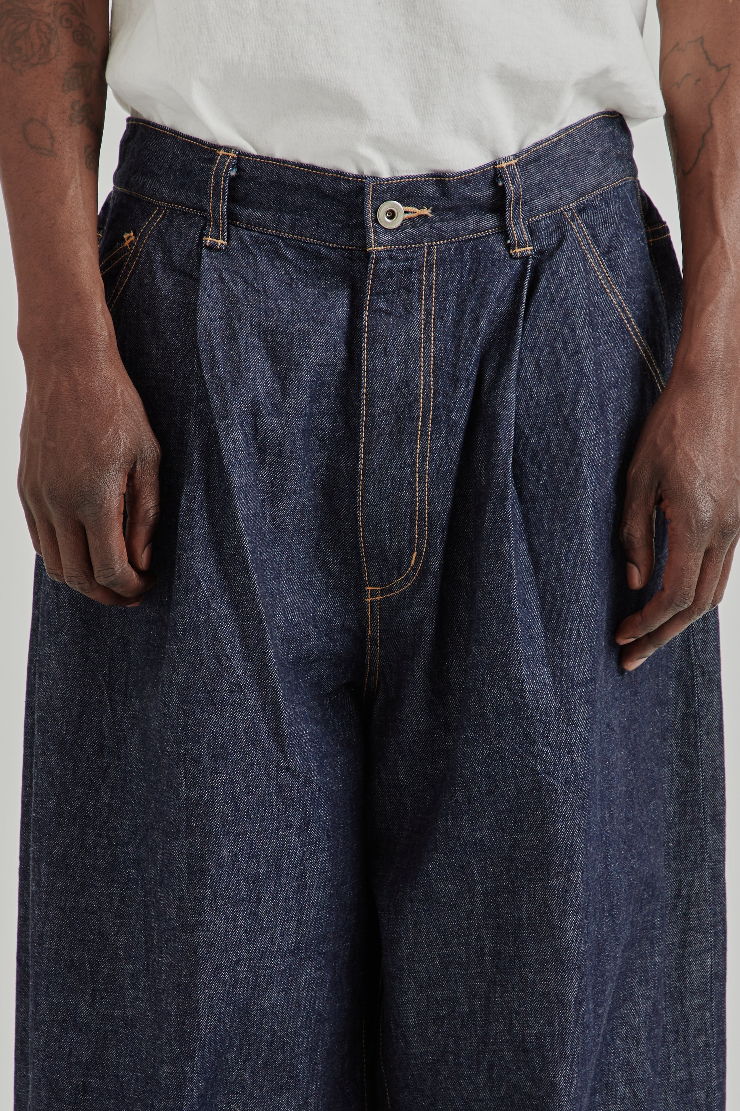 is-ness 5-Pocket Balloon Pants - Indigo One Wash | Wallace