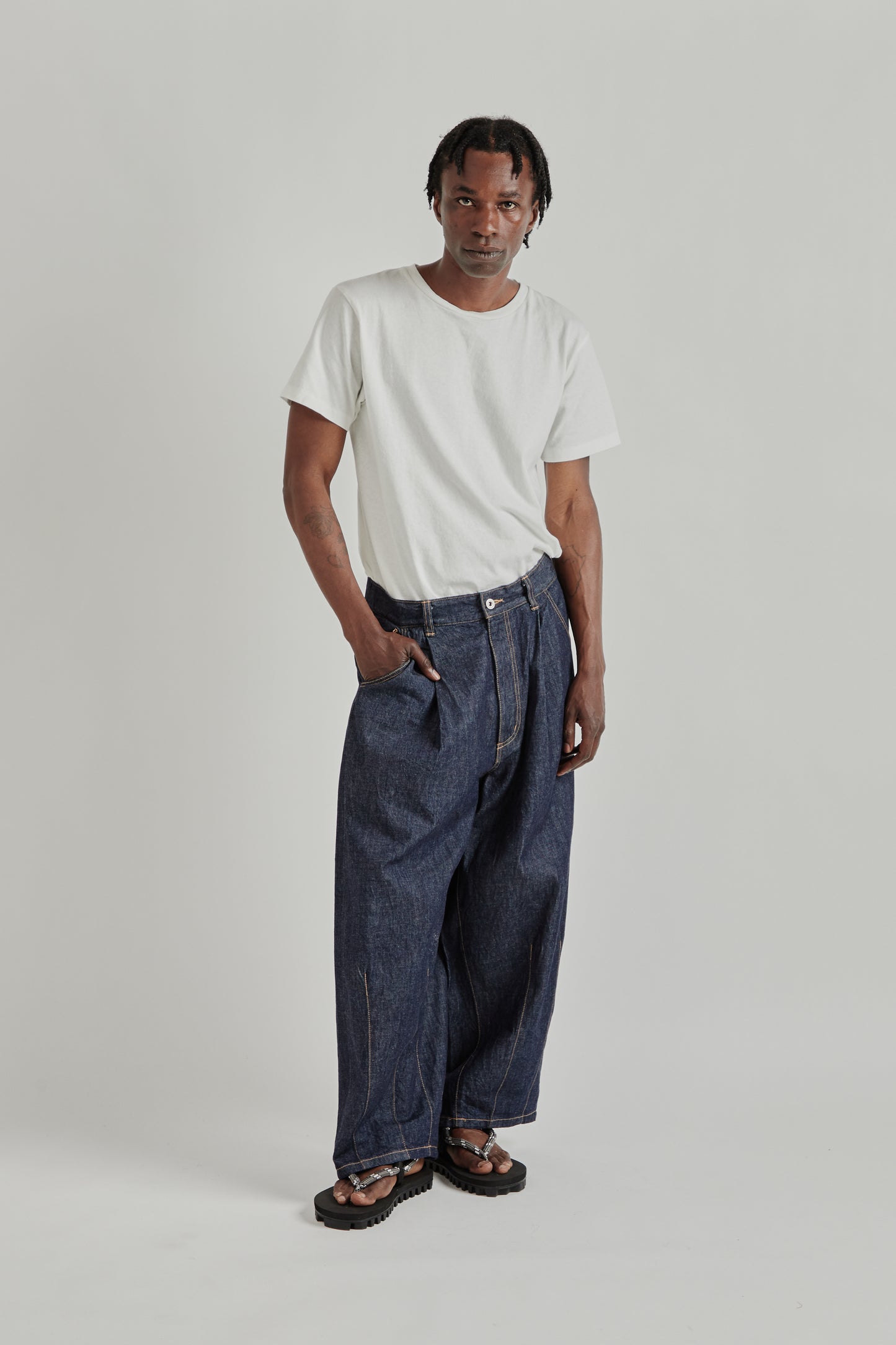 is-ness SS26 5-Pocket Balloon Pants Indigo One Wash1037
