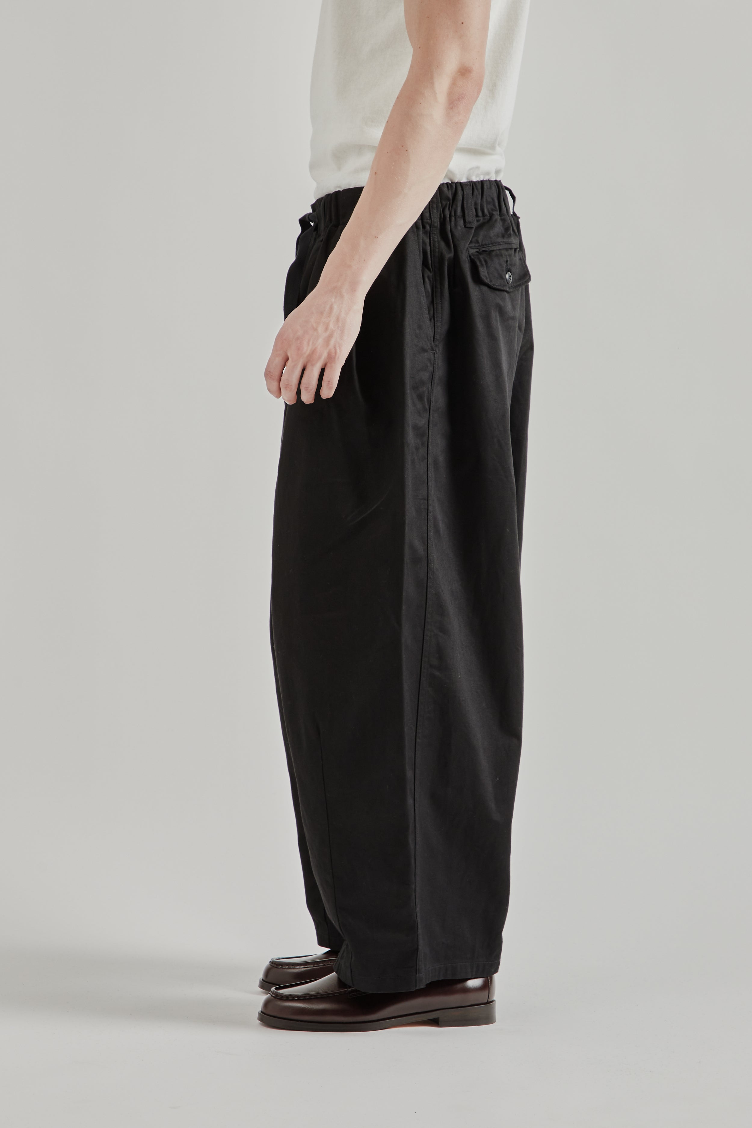 is-ness Balloon EZ Pants - Black | Wallace Mercantile Shop