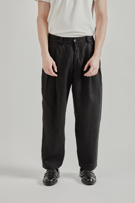 is-ness SS26 Linen Relax Tuck Pants Black 2