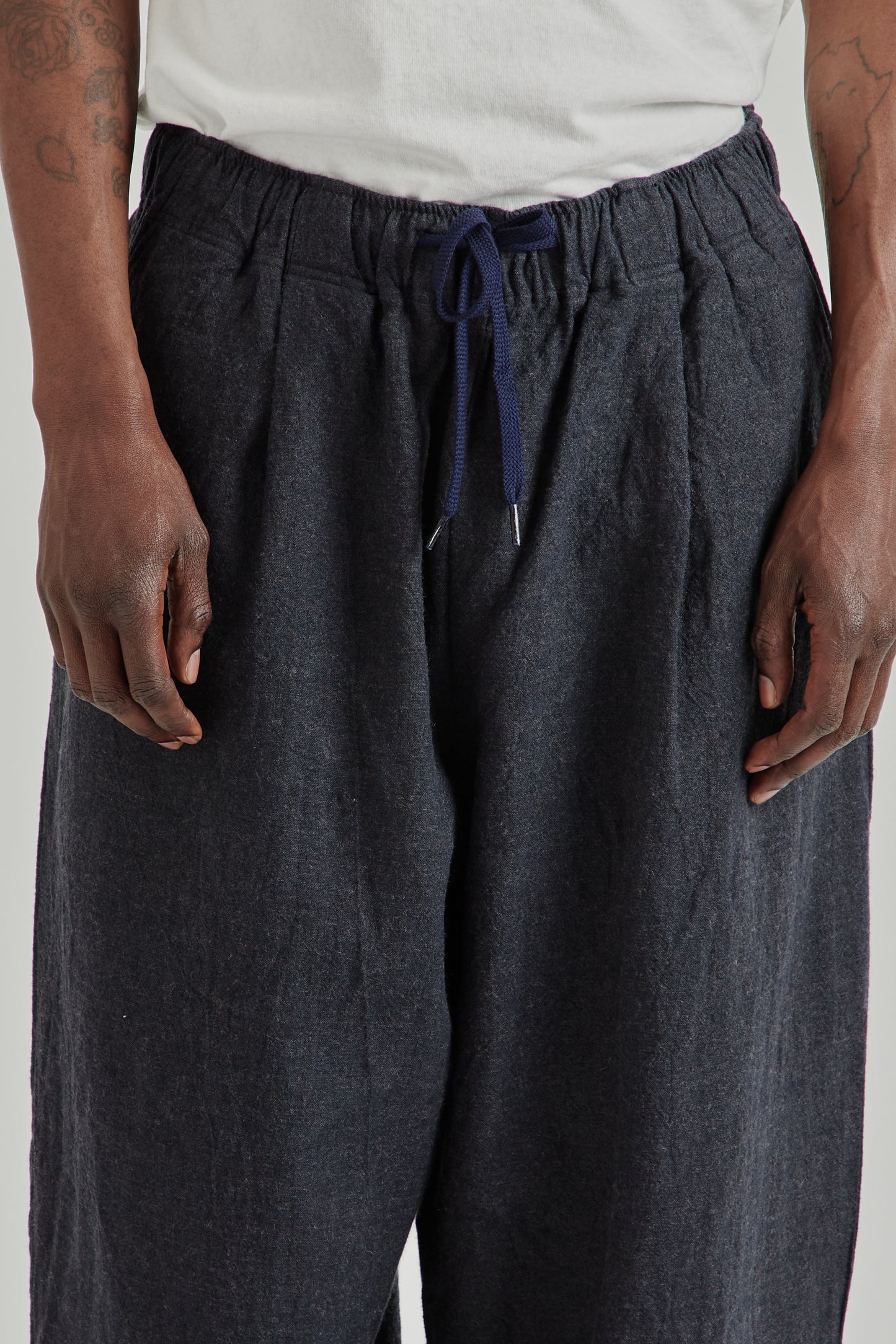 is-ness SS26 Linen Track Pants Navy1101