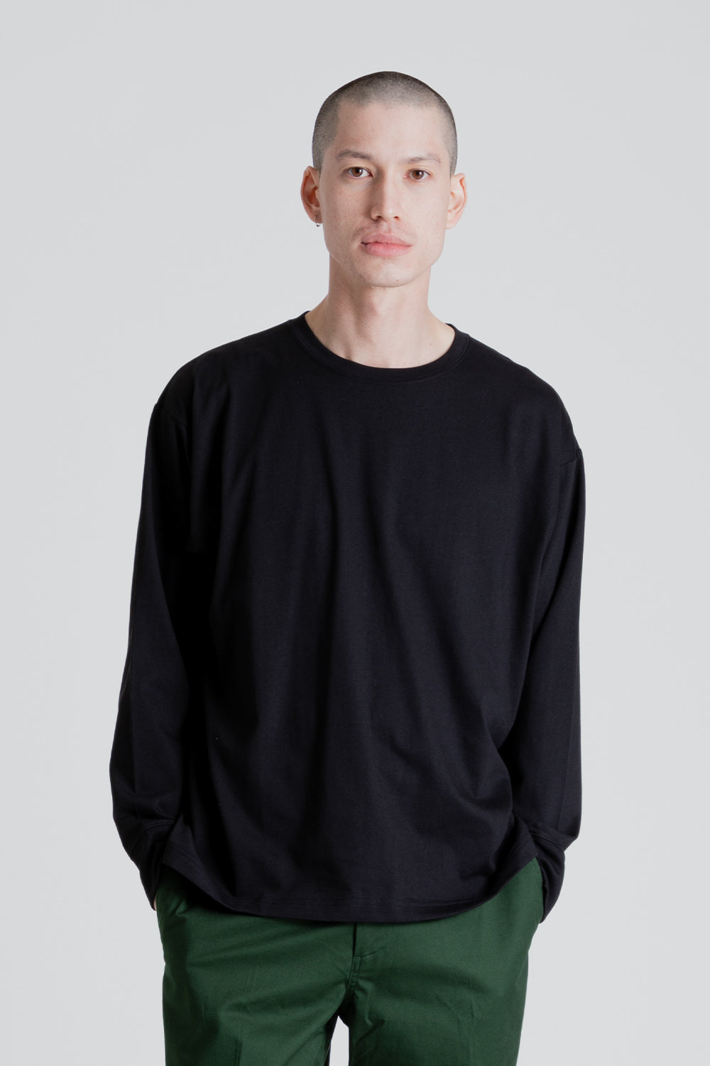 Adapture Relaxed Fit LS-Shirt in Black